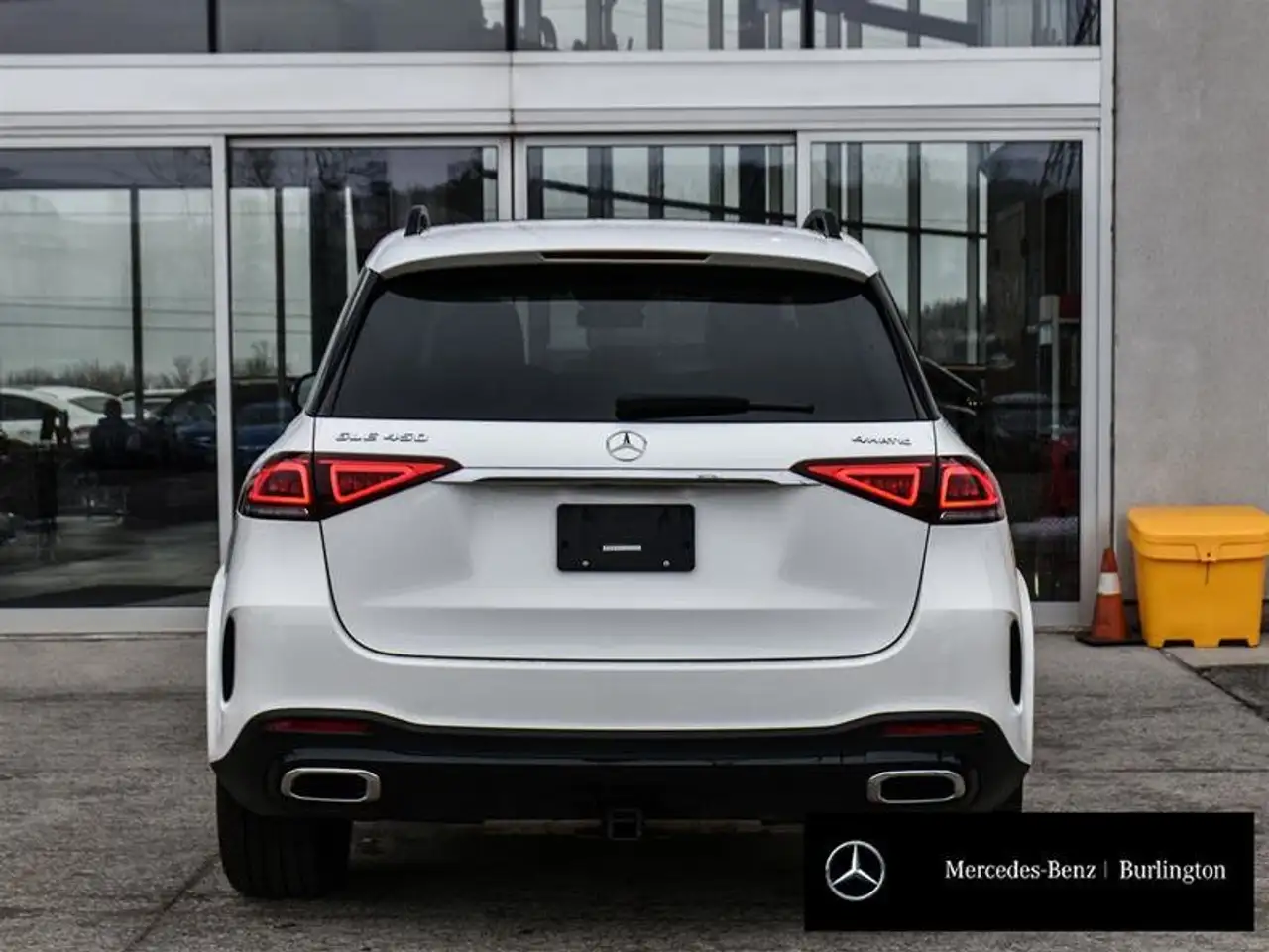 Mercedes-Benz GLE снимка Mercedes-Benz GLE