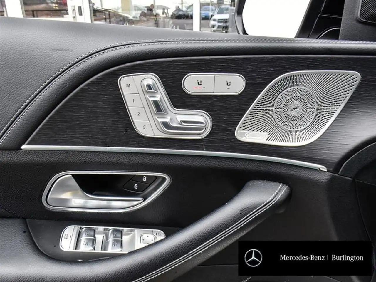Mercedes-Benz GLE снимка Mercedes-Benz GLE
