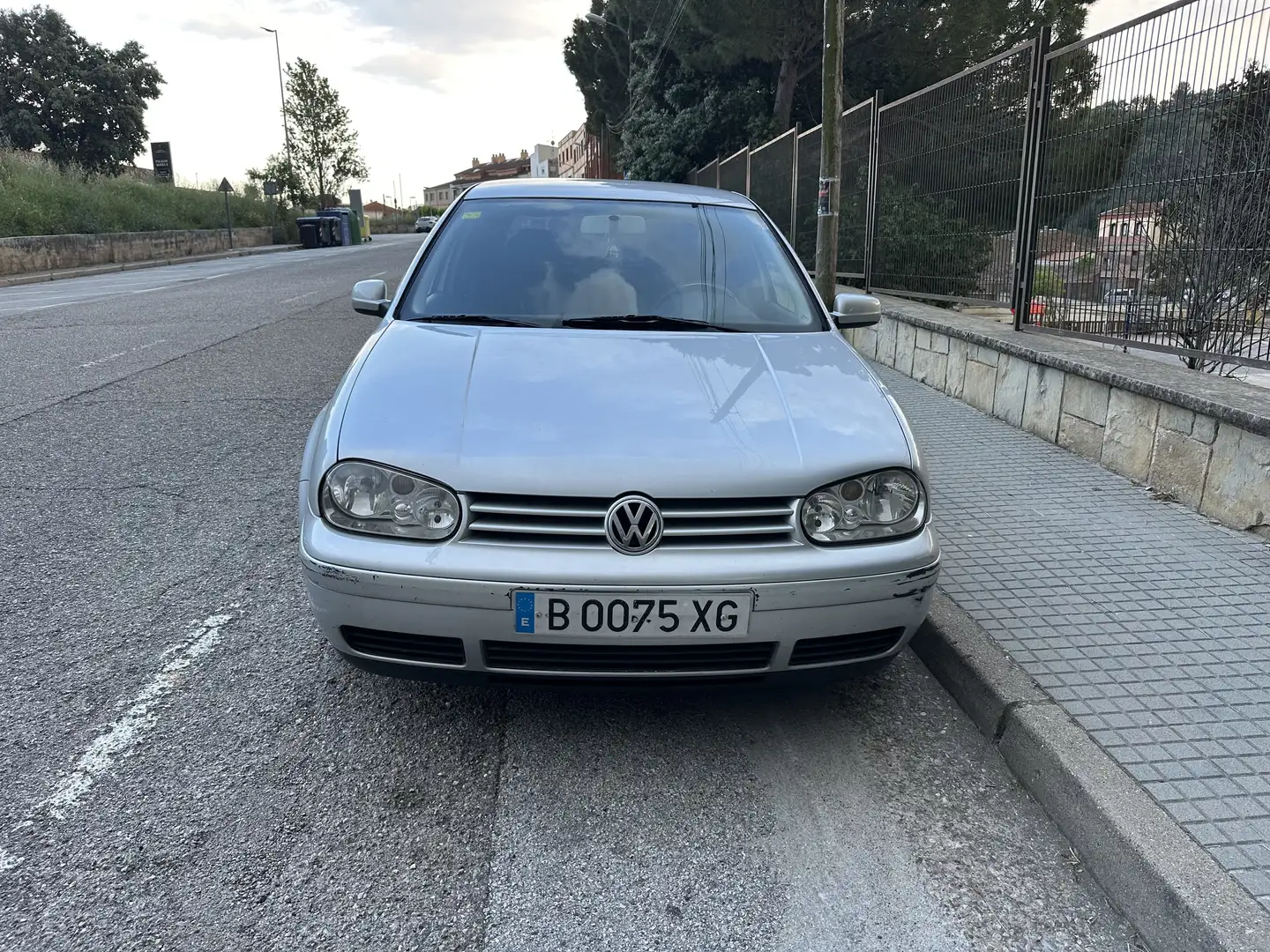 Volkswagen Golf 1.9TDI Conceptline - 1