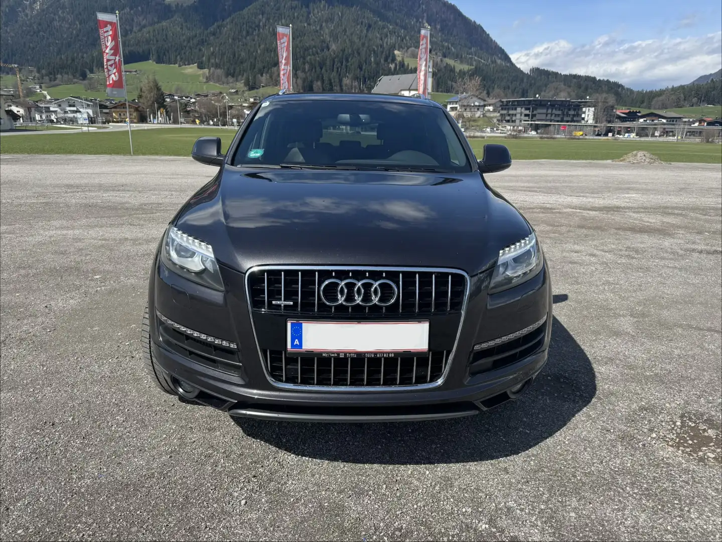 Audi Q7 3.0 TDI quattro (180kW) Grau - 2