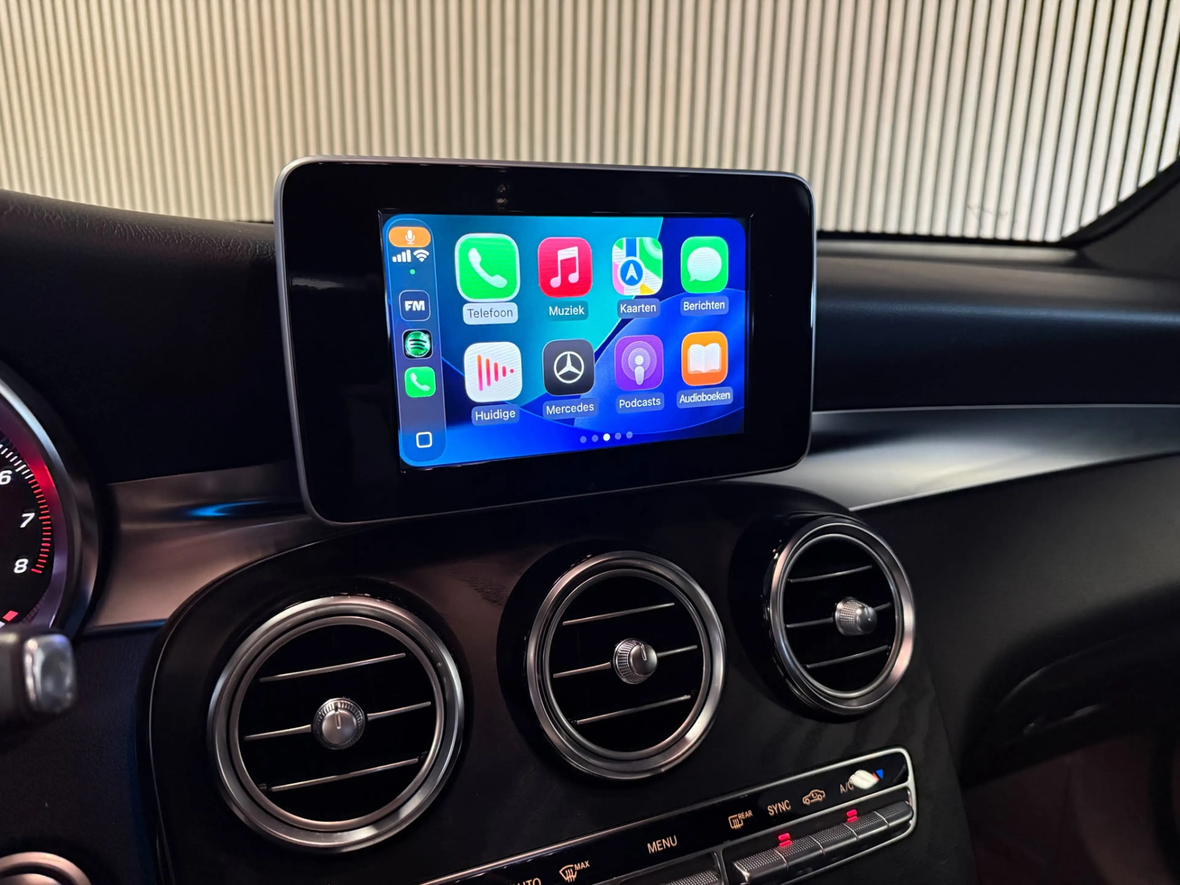 Mercedes-Benz GLC 250 4-Matic AMG STYLING-PANORAMA-RIJ PAKKET-BURMESTER- — photo 23