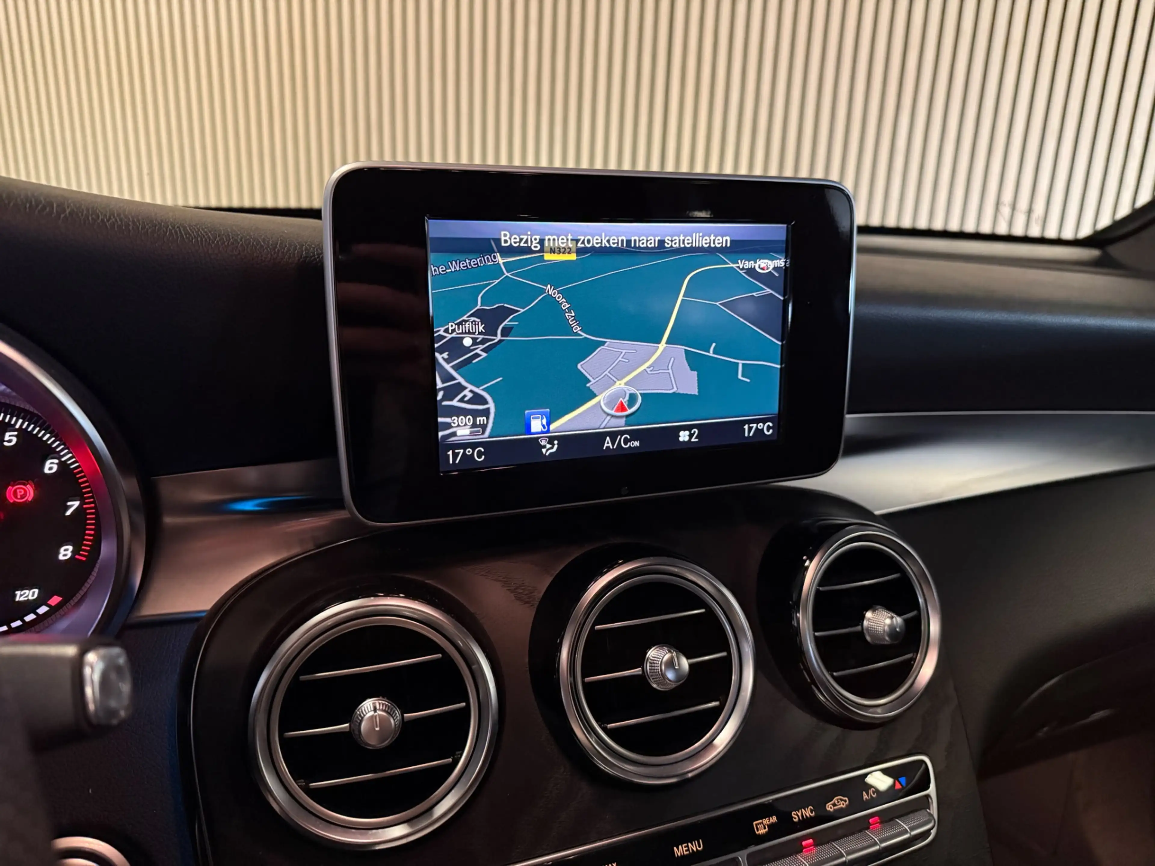 Mercedes-Benz GLC 250 4-Matic AMG STYLING-PANORAMA-RIJ PAKKET-BURMESTER- — photo 17