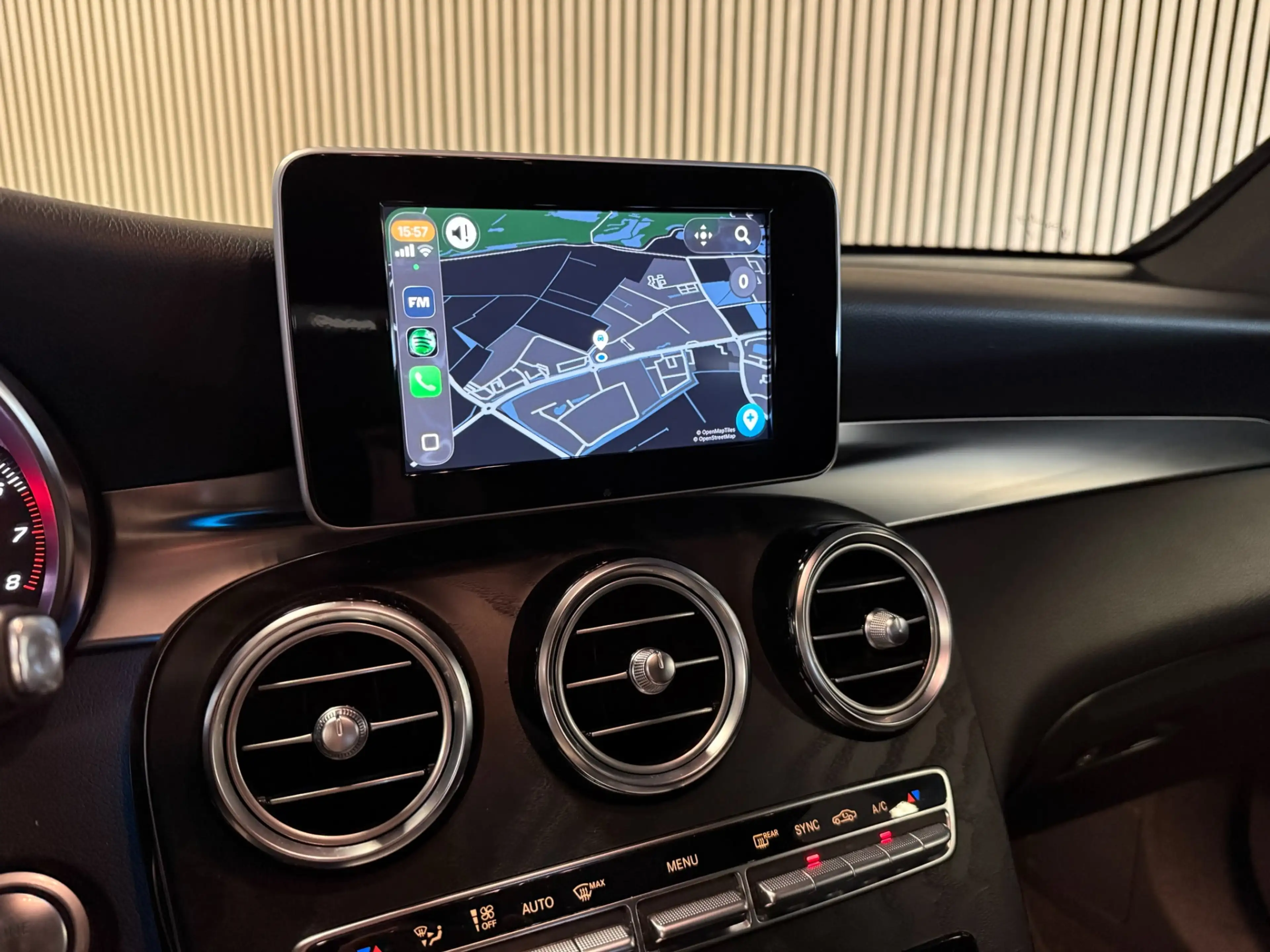 Mercedes-Benz GLC 250 4-Matic AMG STYLING-PANORAMA-RIJ PAKKET-BURMESTER- — photo 24