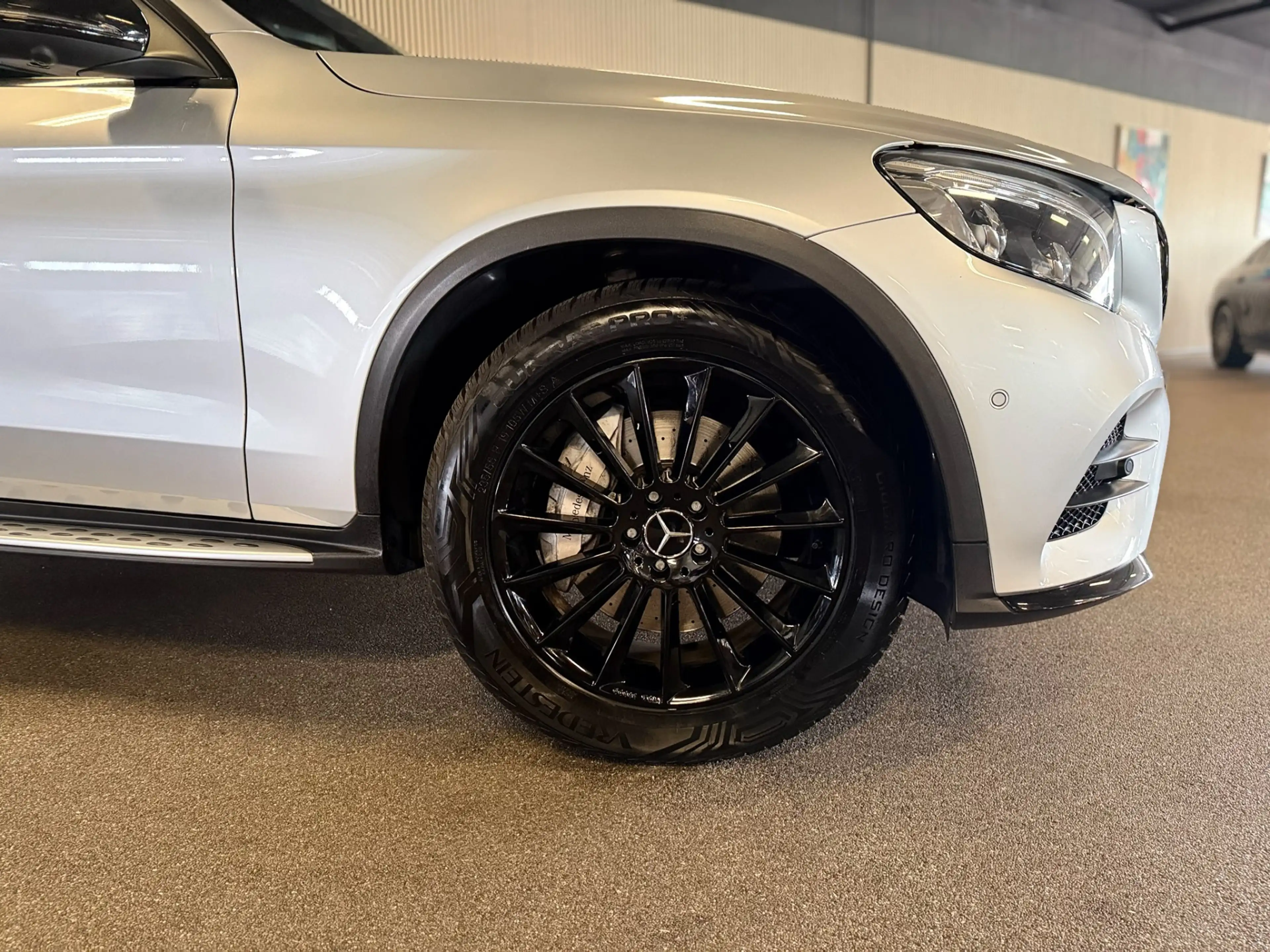 Mercedes-Benz GLC 250 4-Matic AMG STYLING-PANORAMA-RIJ PAKKET-BURMESTER- — photo 3