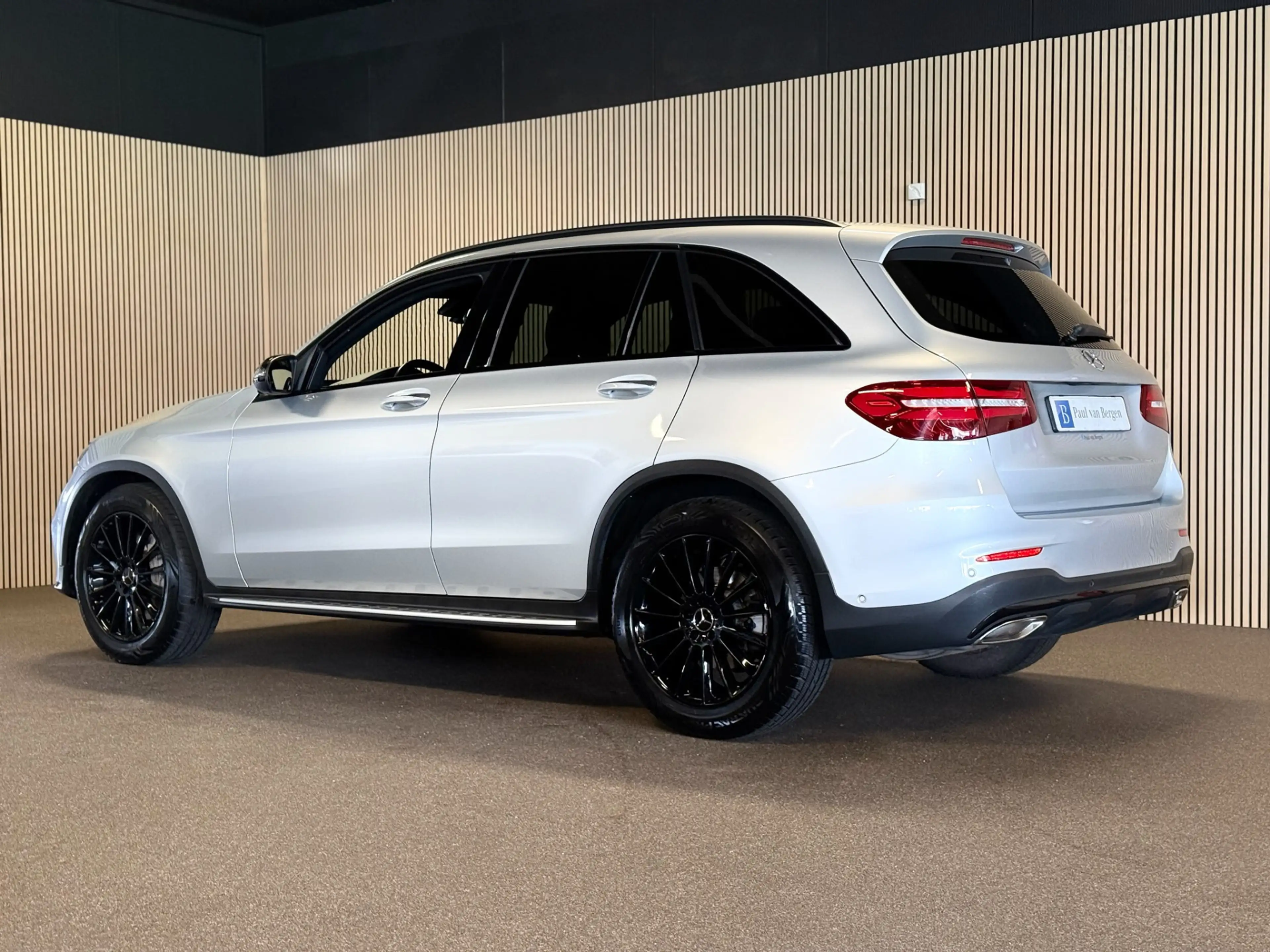 Mercedes-Benz GLC 250 4-Matic AMG STYLING-PANORAMA-RIJ PAKKET-BURMESTER- — photo 6
