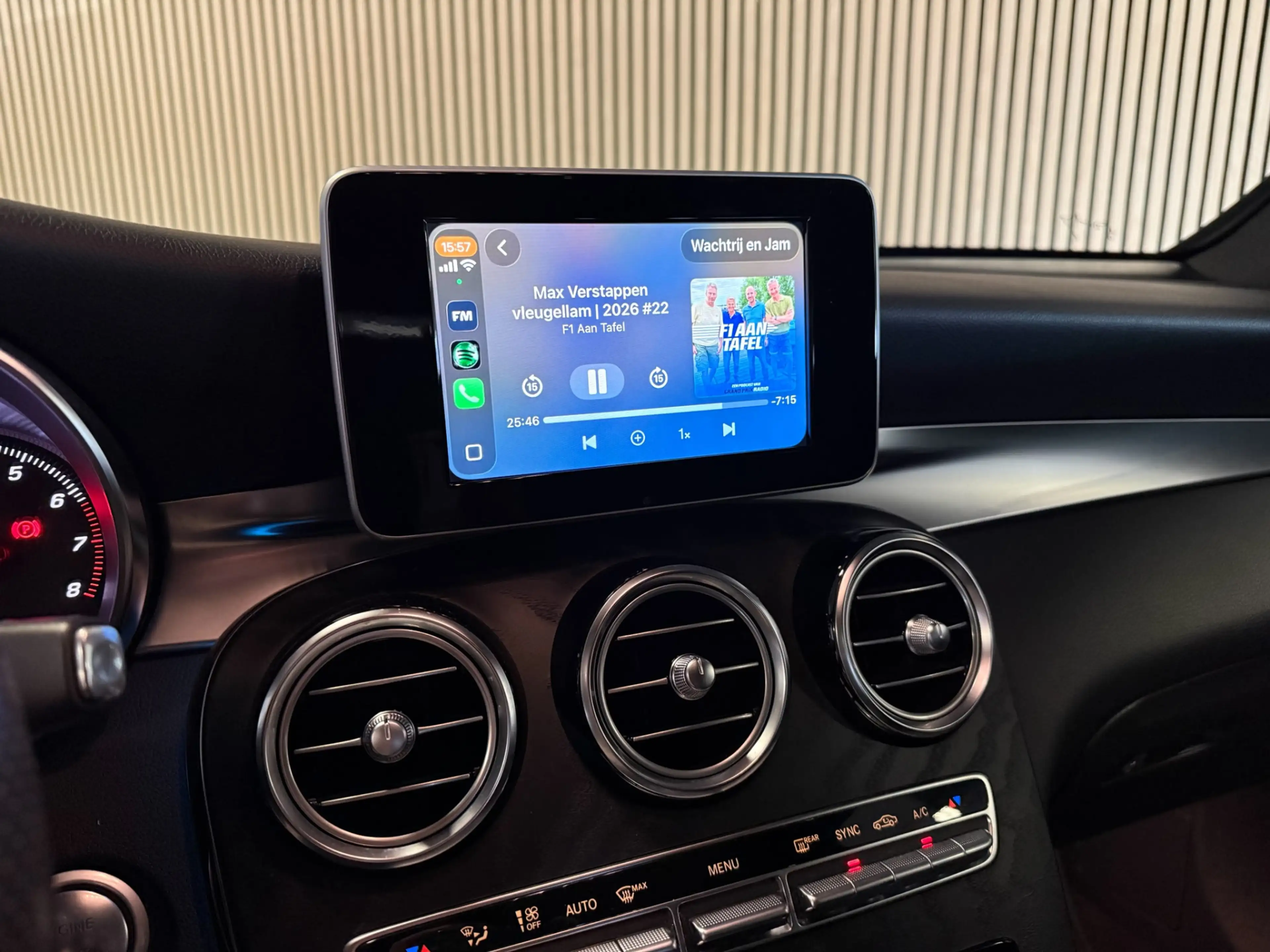 Mercedes-Benz GLC 250 4-Matic AMG STYLING-PANORAMA-RIJ PAKKET-BURMESTER- — photo 25