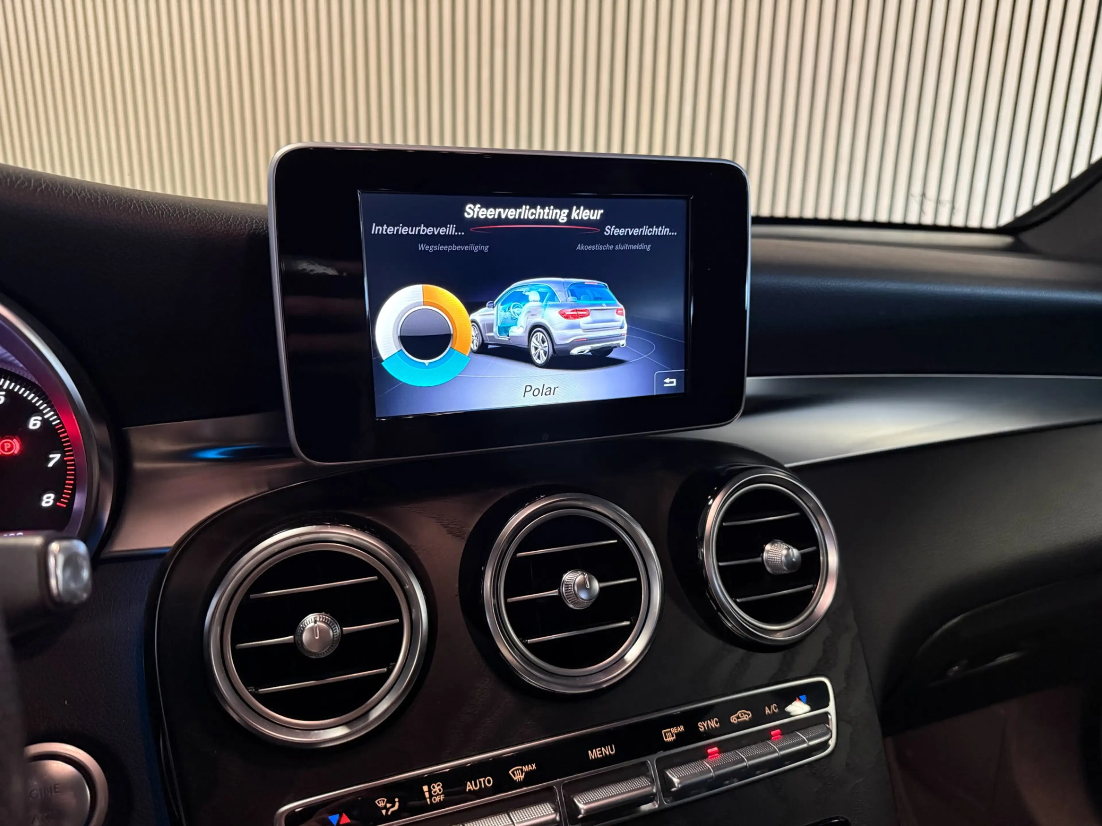 Mercedes-Benz GLC 250 4-Matic AMG STYLING-PANORAMA-RIJ PAKKET-BURMESTER- — photo 21