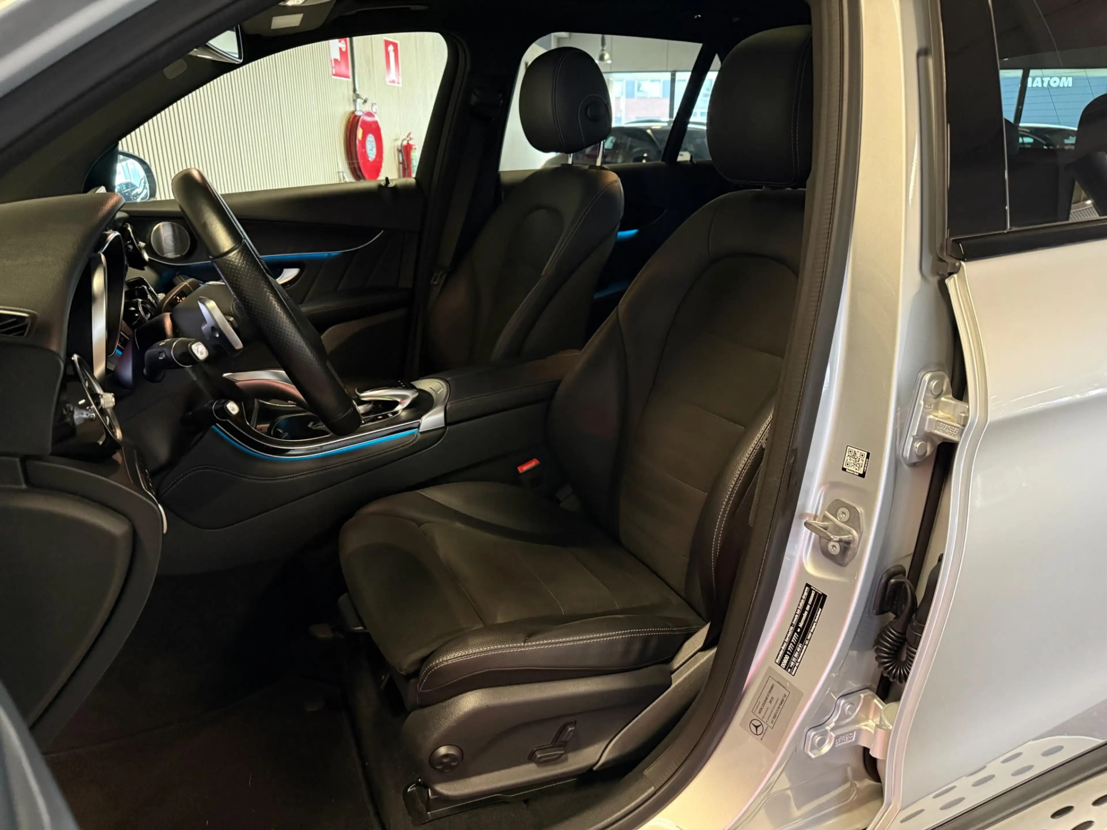 Mercedes-Benz GLC 250 4-Matic AMG STYLING-PANORAMA-RIJ PAKKET-BURMESTER- — photo 10