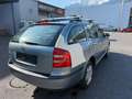 Skoda Octavia Combi 4X4 Grau - thumbnail 4