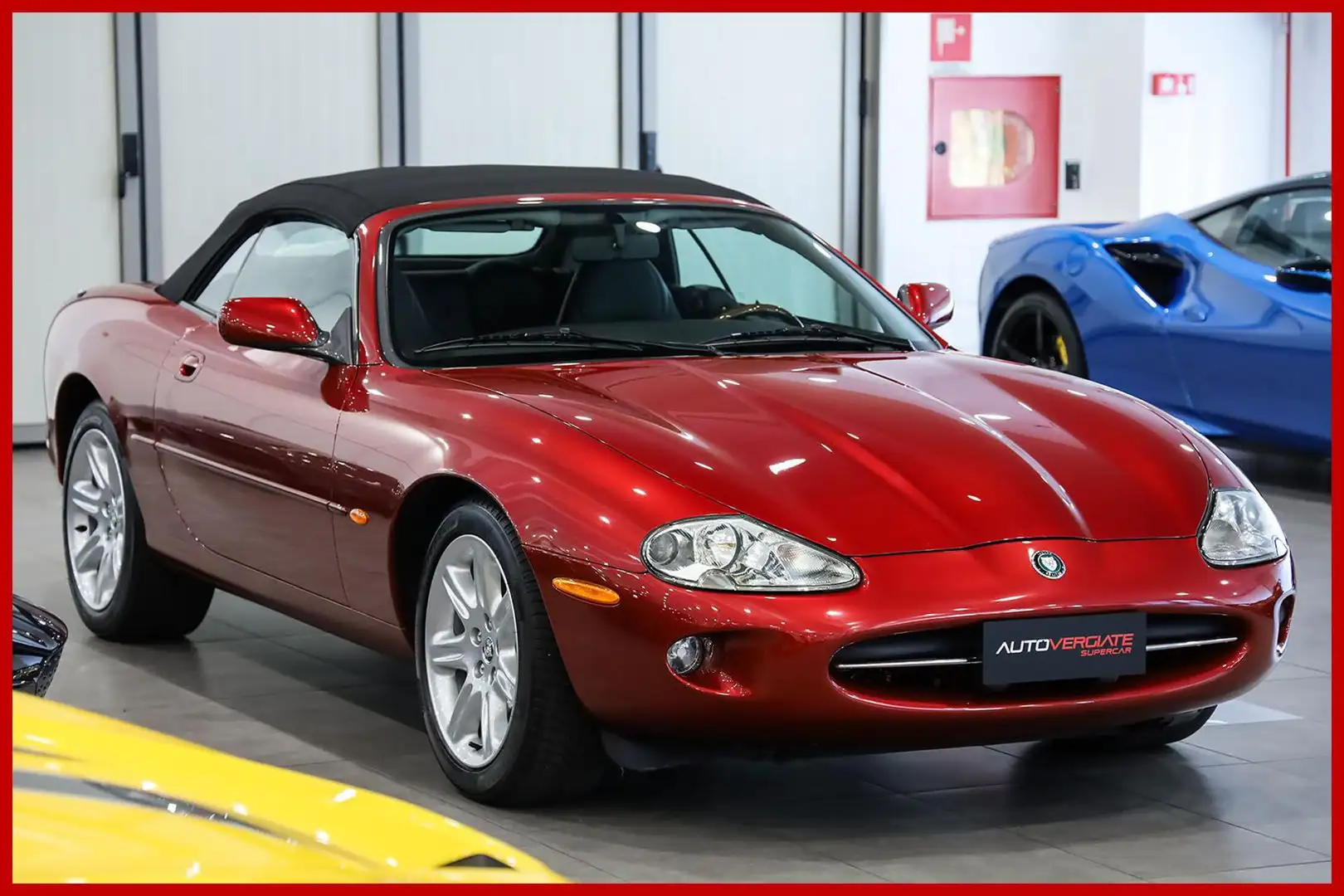 Jaguar XK8 4.0 Convertibile Rosso - 2
