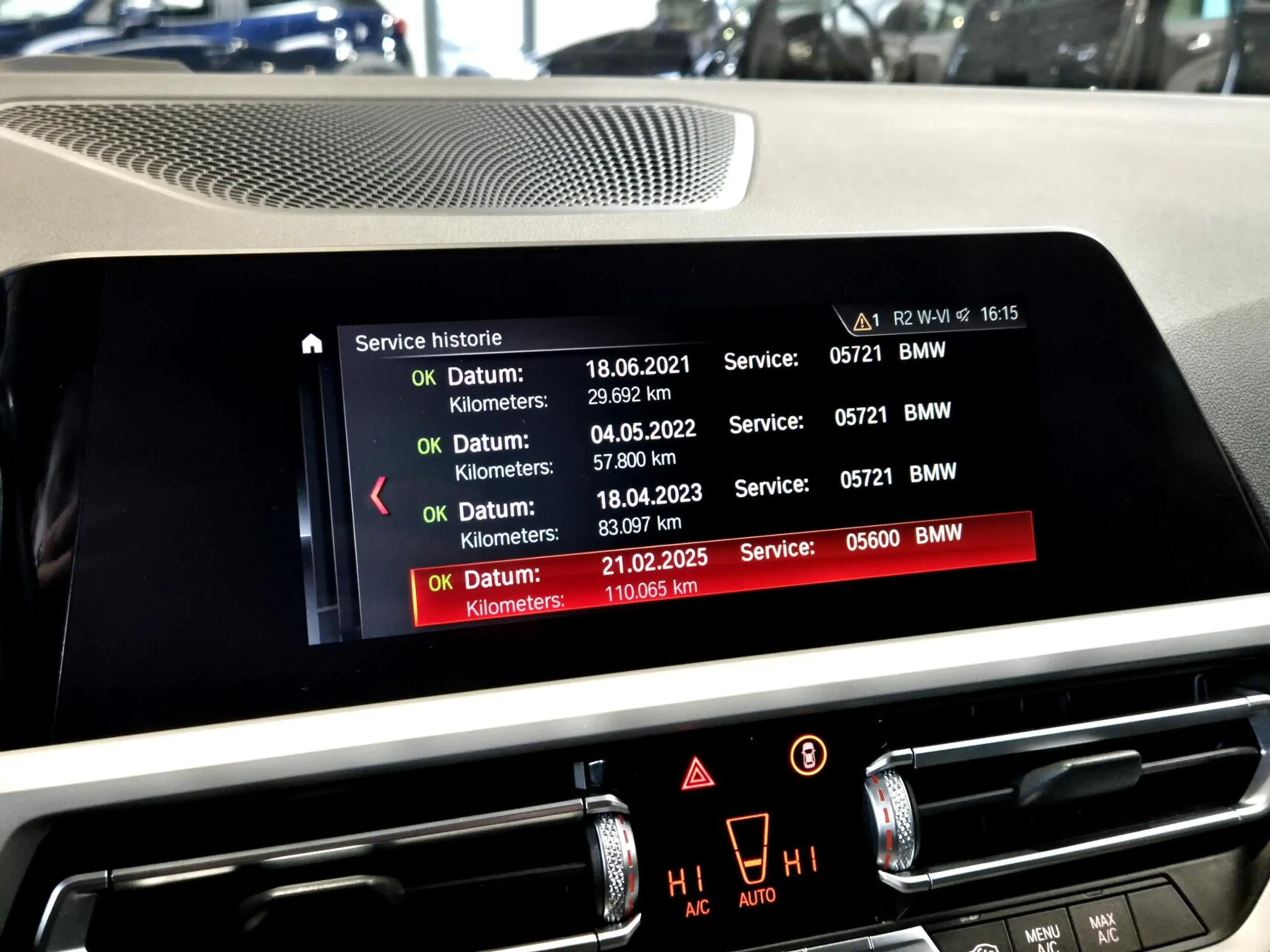 BMW 318 3-serie Touring 318i 2.0i Executive Shadow Automaa — photo 11