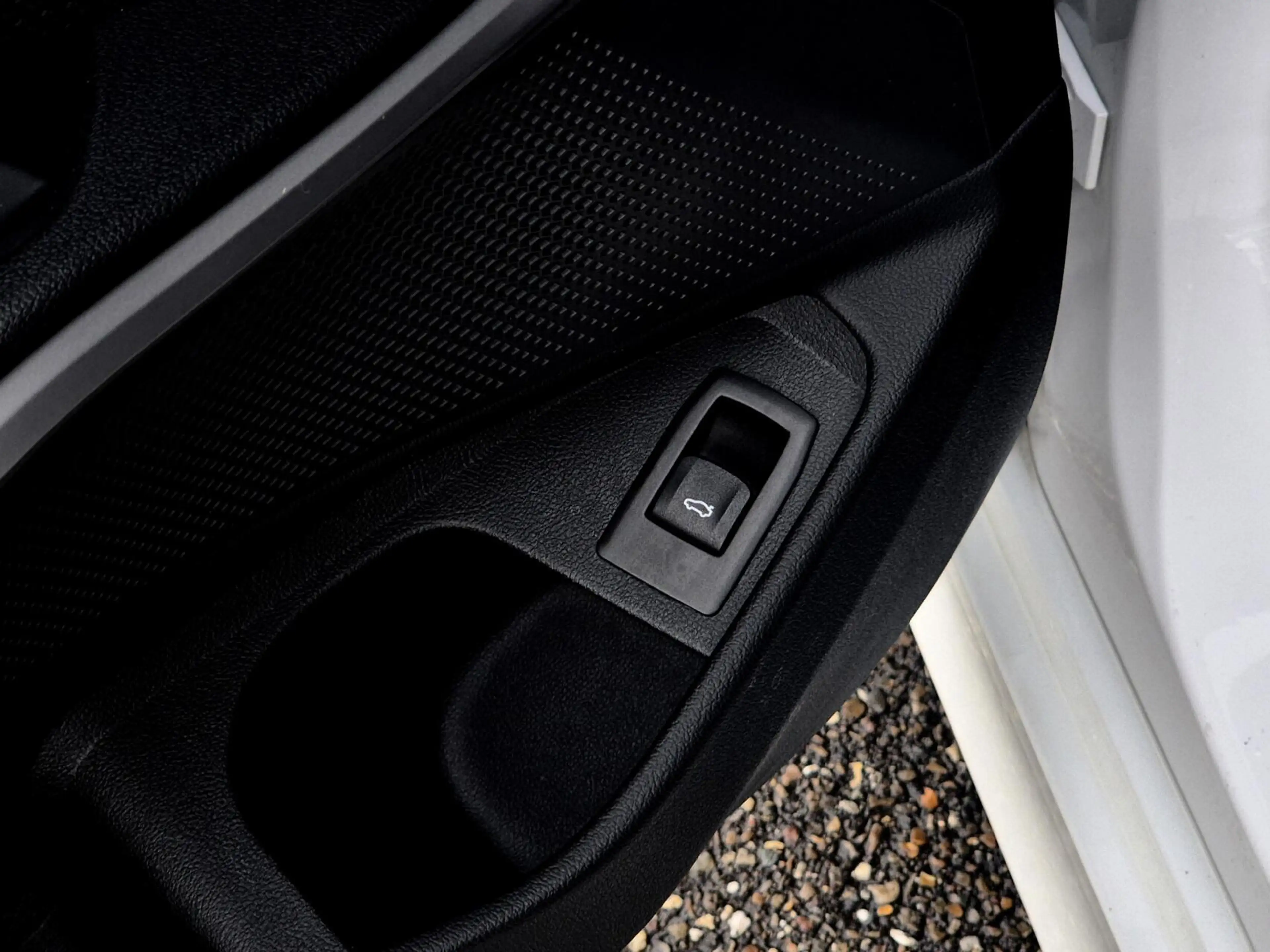 BMW 318 3-serie Touring 318i 2.0i Executive Shadow Automaa — photo 26