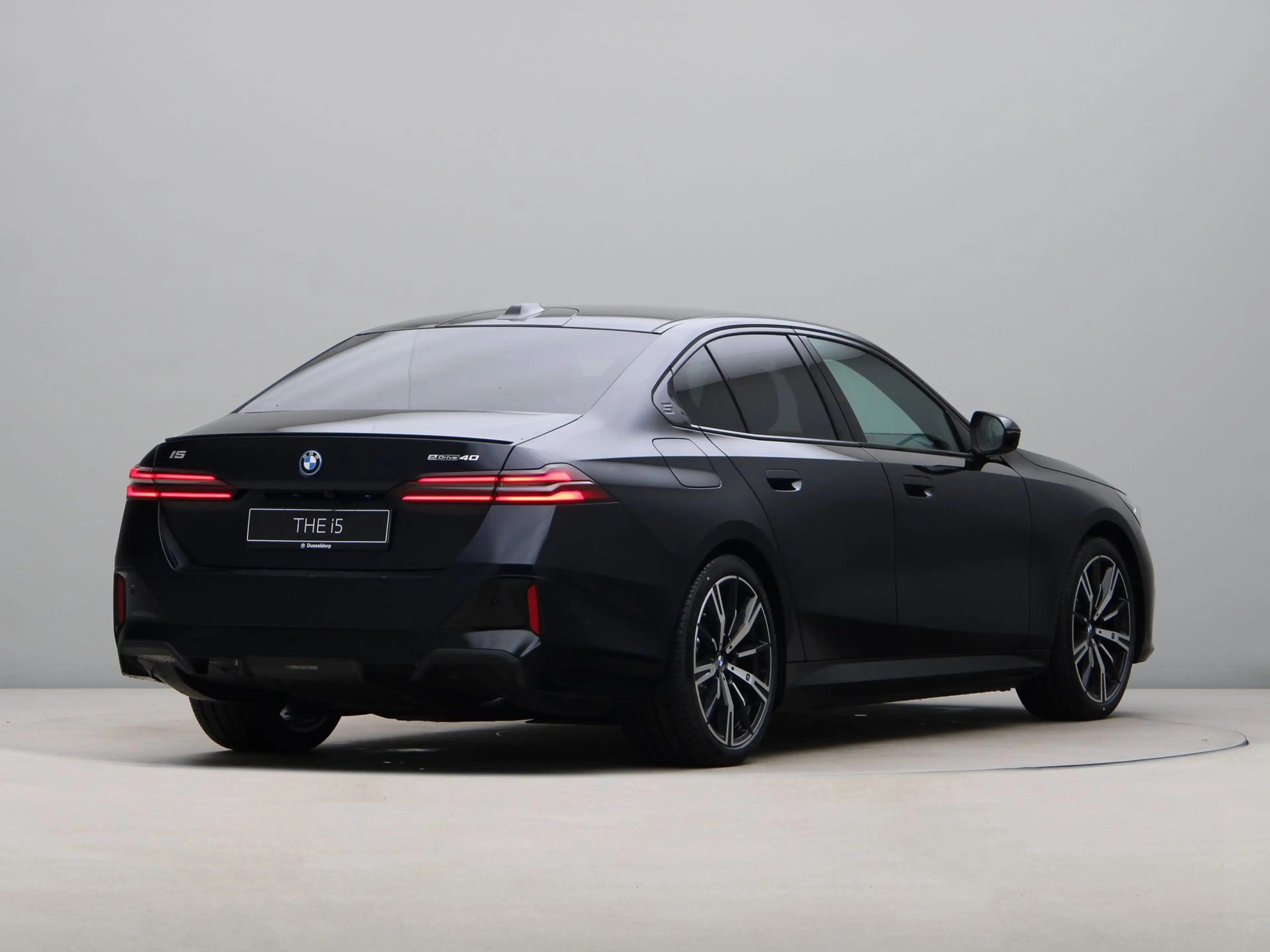 BMW i5 eDrive40 M Sport Edition 84 kWh — photo 9