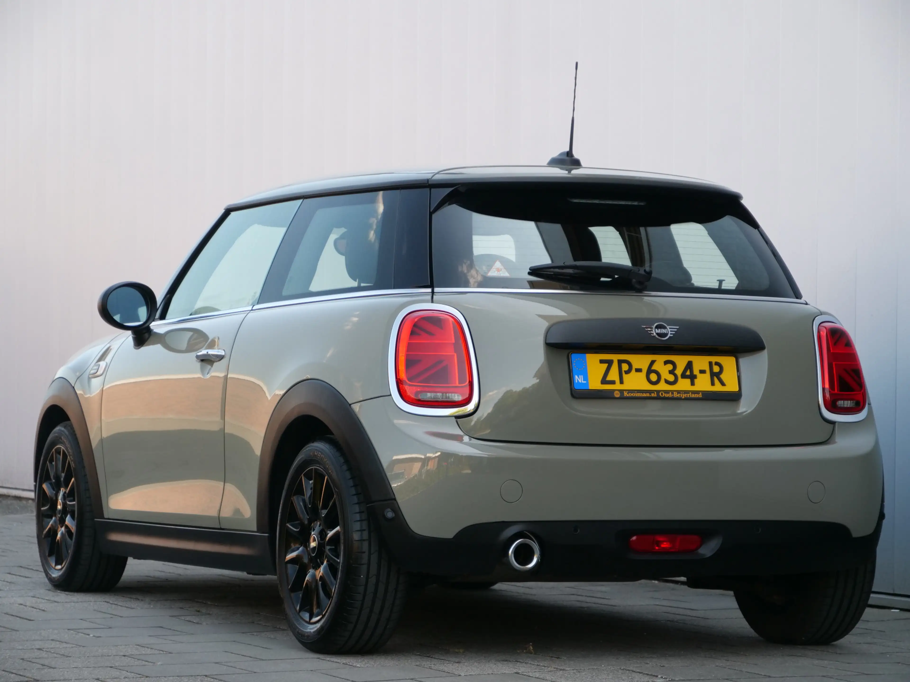 MINI One 3-Deurs 1.5 102 PK Navigatie / PDC / Cruise contro — photo 3
