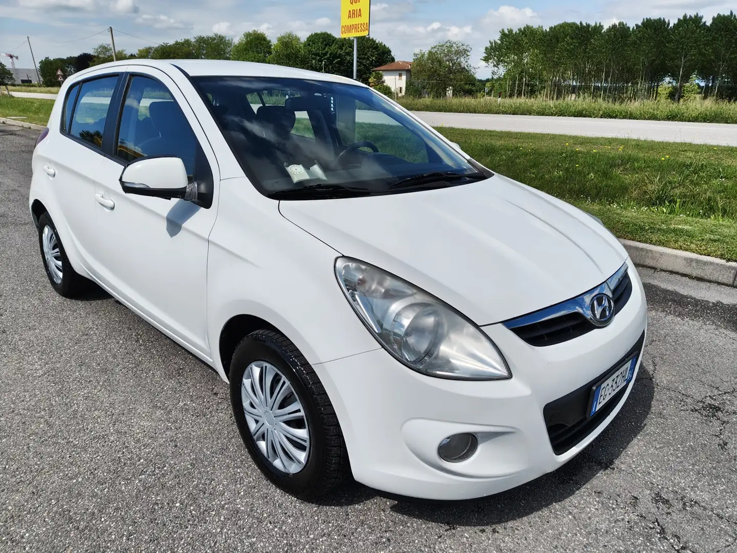 Hyundai i20 5p 1.4 crdi Comfort FL - 2