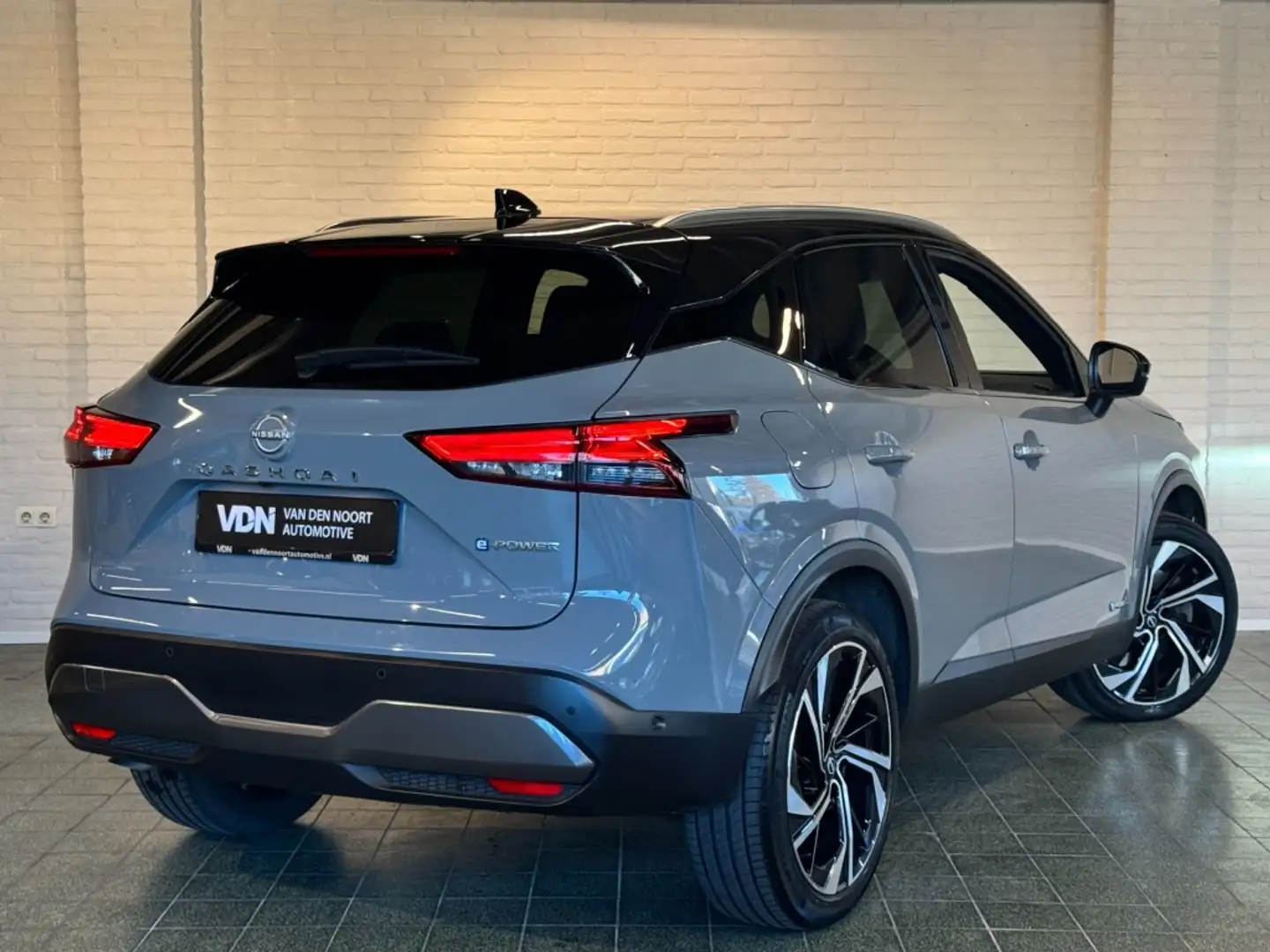 Nissan Qashqai e-Power 1.5 190pk Tekna Plus Pano Massage Leder 36 Grigio - 2