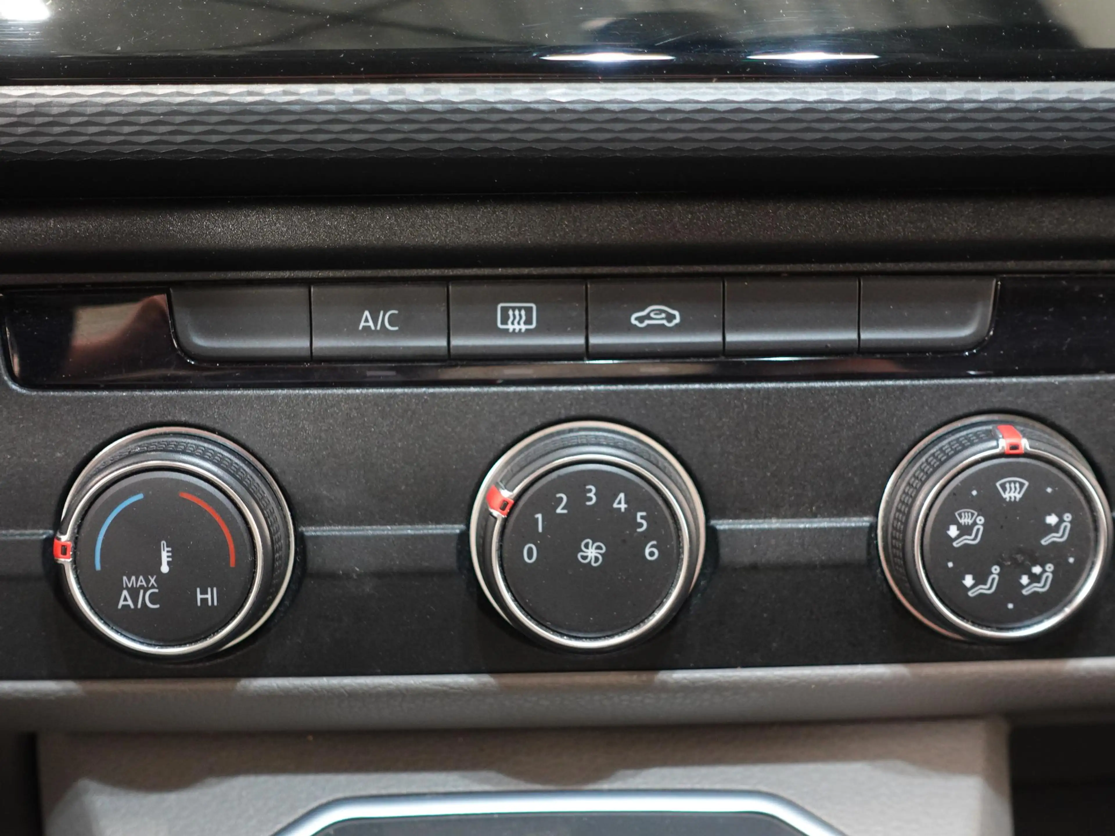 Volkswagen T6.1 Transporter 2.0 TDI L2H1 Highline Dubbele Cabine Automaat Airc — photo 15