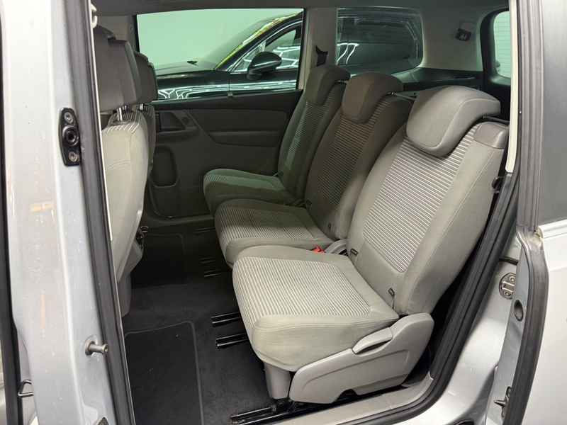 SEAT Alhambra Style/Navi/Kamera/SHZ/7.Sitze — photo 10