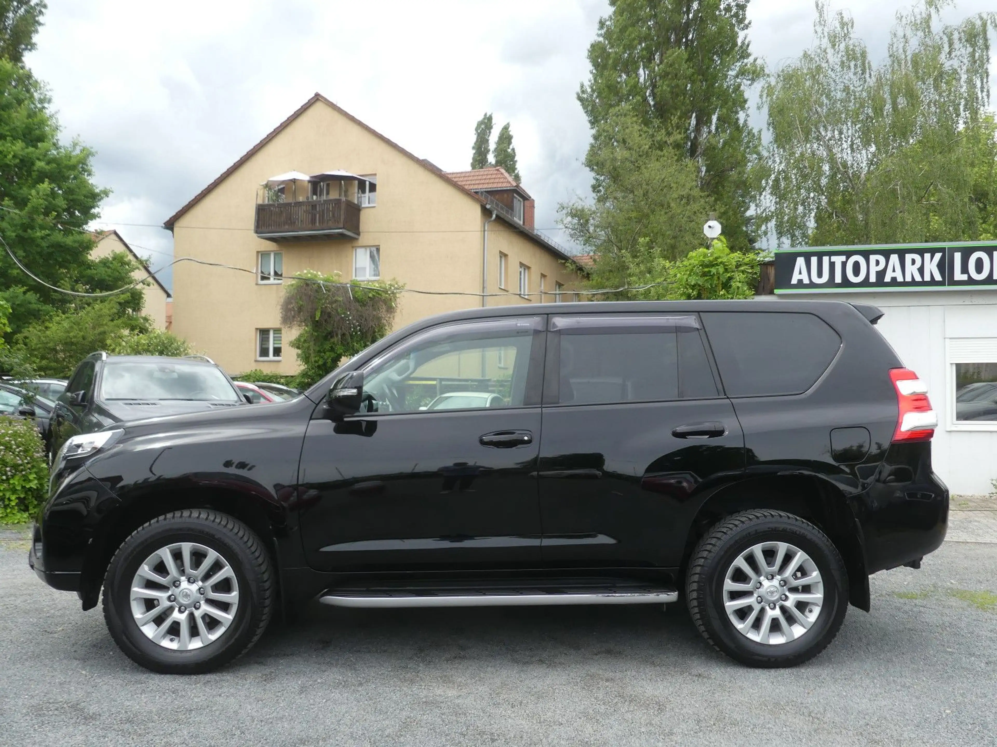 Toyota Land Cruiser Executive*Leder*Navi*AHK*Nr.19 — photo 8