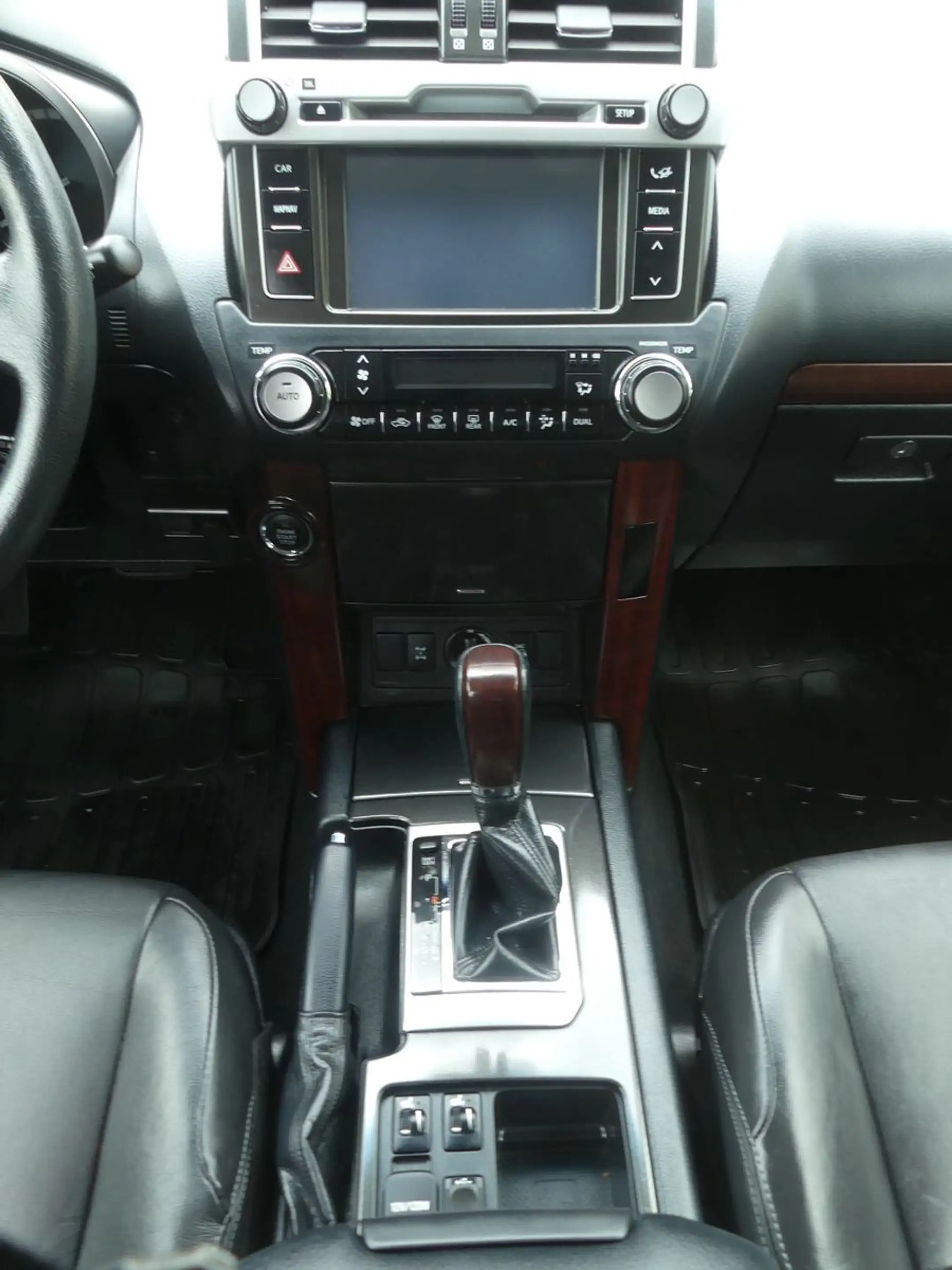 Toyota Land Cruiser Executive*Leder*Navi*AHK*Nr.19 — photo 14