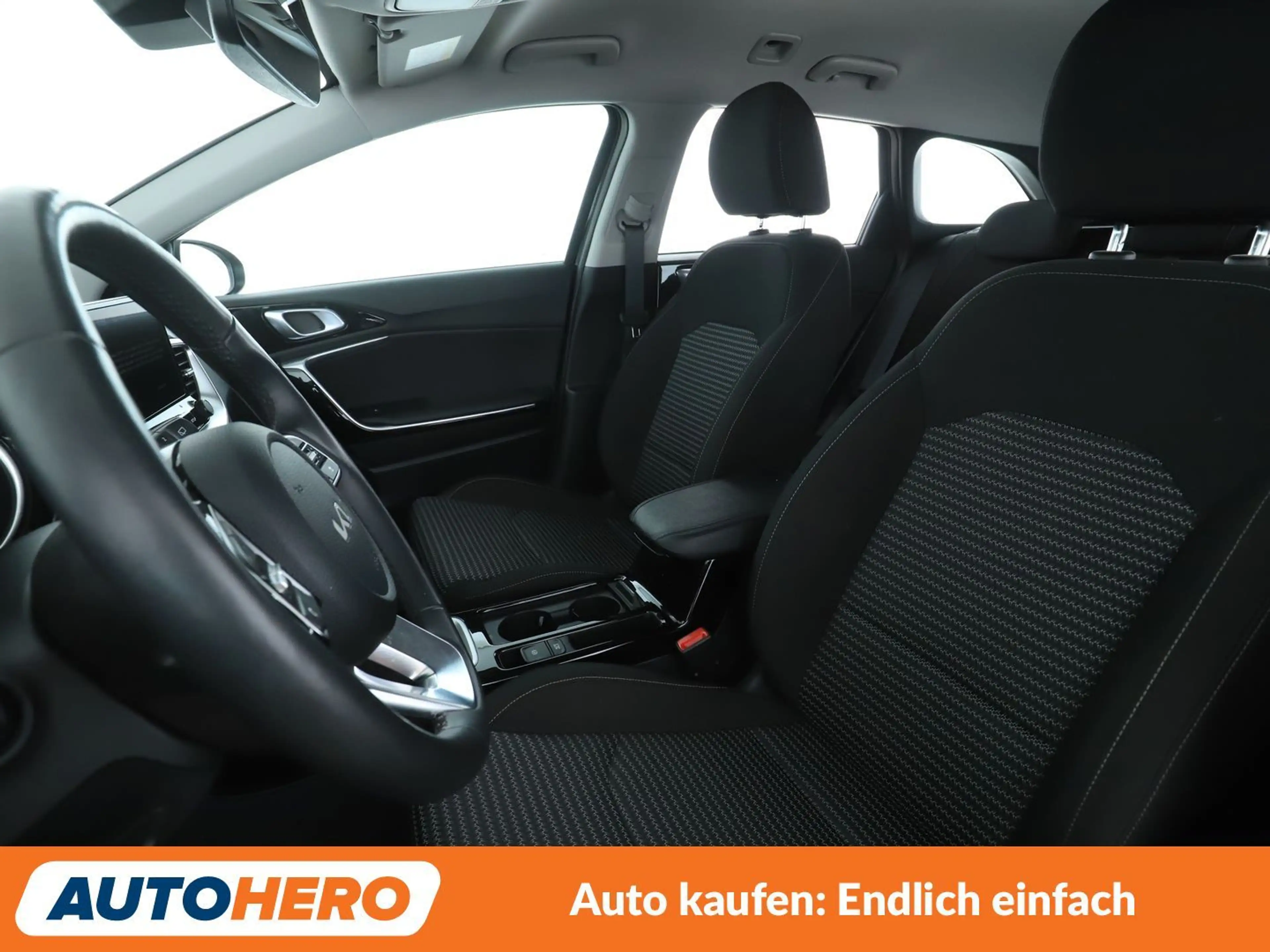 Kia Ceed / cee'd 1.5 TGDI Vision Aut.*NAVI*CAM*ACC*SHZ*LHZ*ALU* — photo 10
