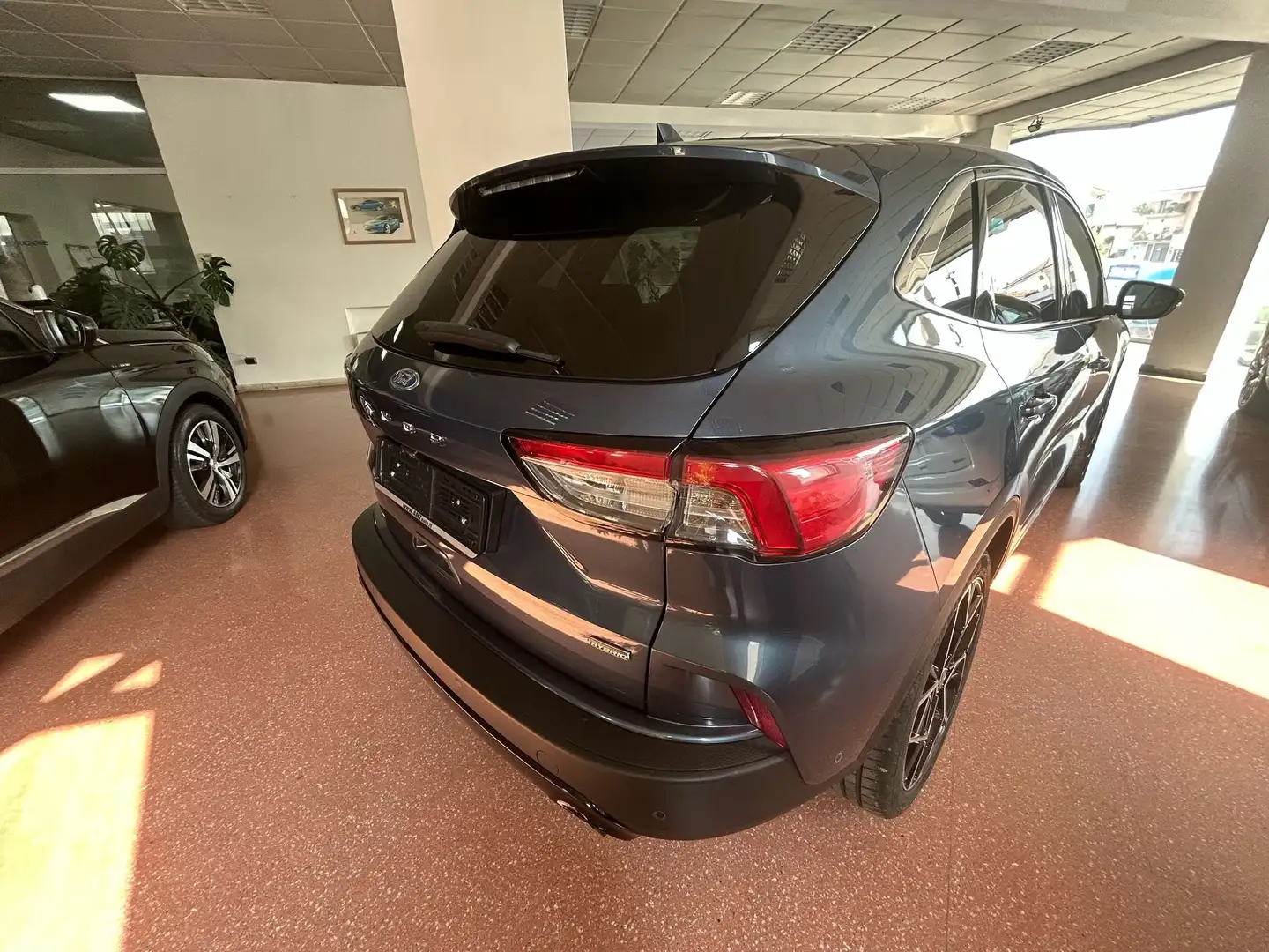 Ford Kuga 2.5 BENZINA/PHEV 225CV 2WD TITANIUM AUT Blu/Azzurro - 2