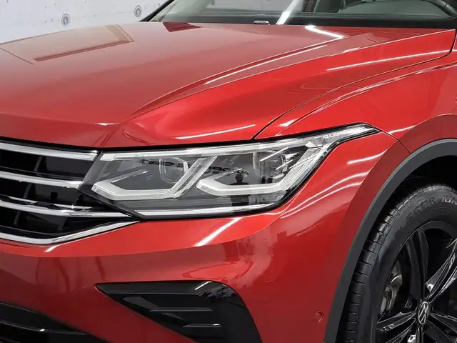 Volkswagen Tiguan view 5