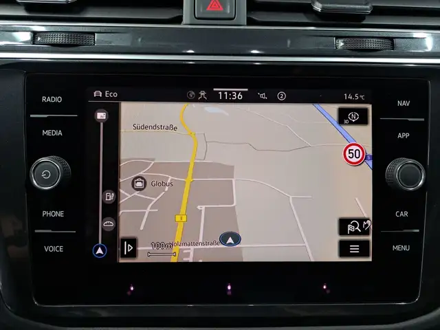Volkswagen Tiguan view 14