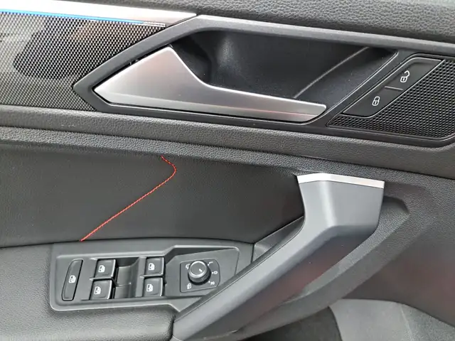 Volkswagen Tiguan view 10