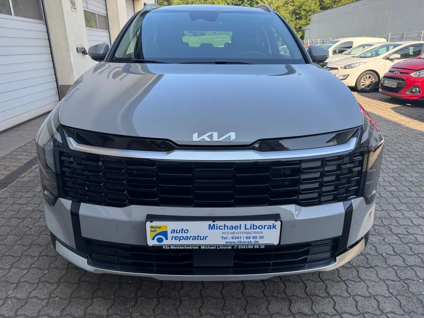 Kia Sportage 1.6 T-GDI Spirit DCT Modell 2026 sofort Gris - 2