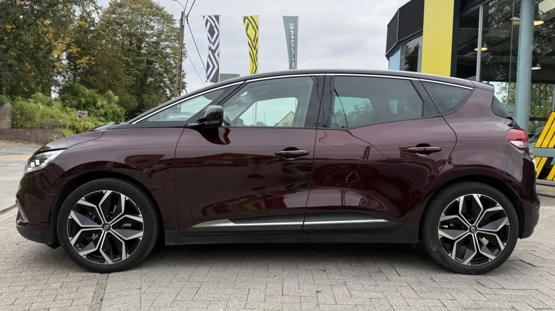 Renault Scenic IV Intens Rouge - 2