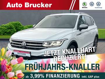 R-Line 4Motion+LED+AHK+NAVI+Pano-Dach+3-Zonen-Klim