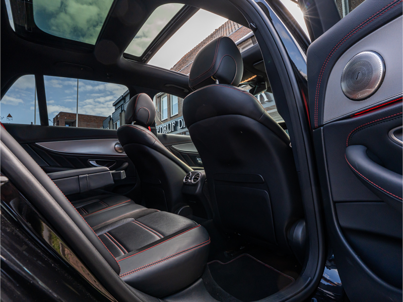 Mercedes-Benz E 43 AMG Estate 4MATIC Premium Plus PANO 19 INCH BURMESTER — photo 23