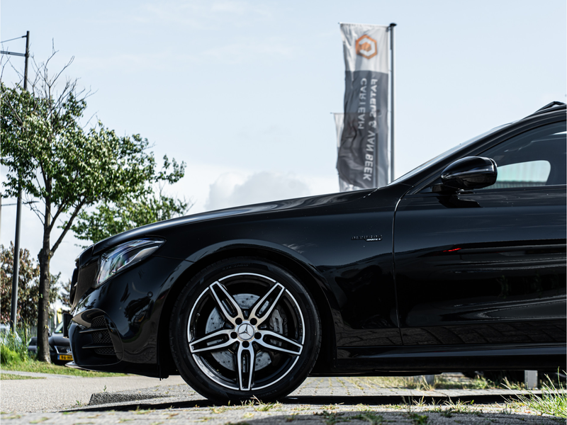 Mercedes-Benz E 43 AMG Estate 4MATIC Premium Plus PANO 19 INCH BURMESTER — photo 28