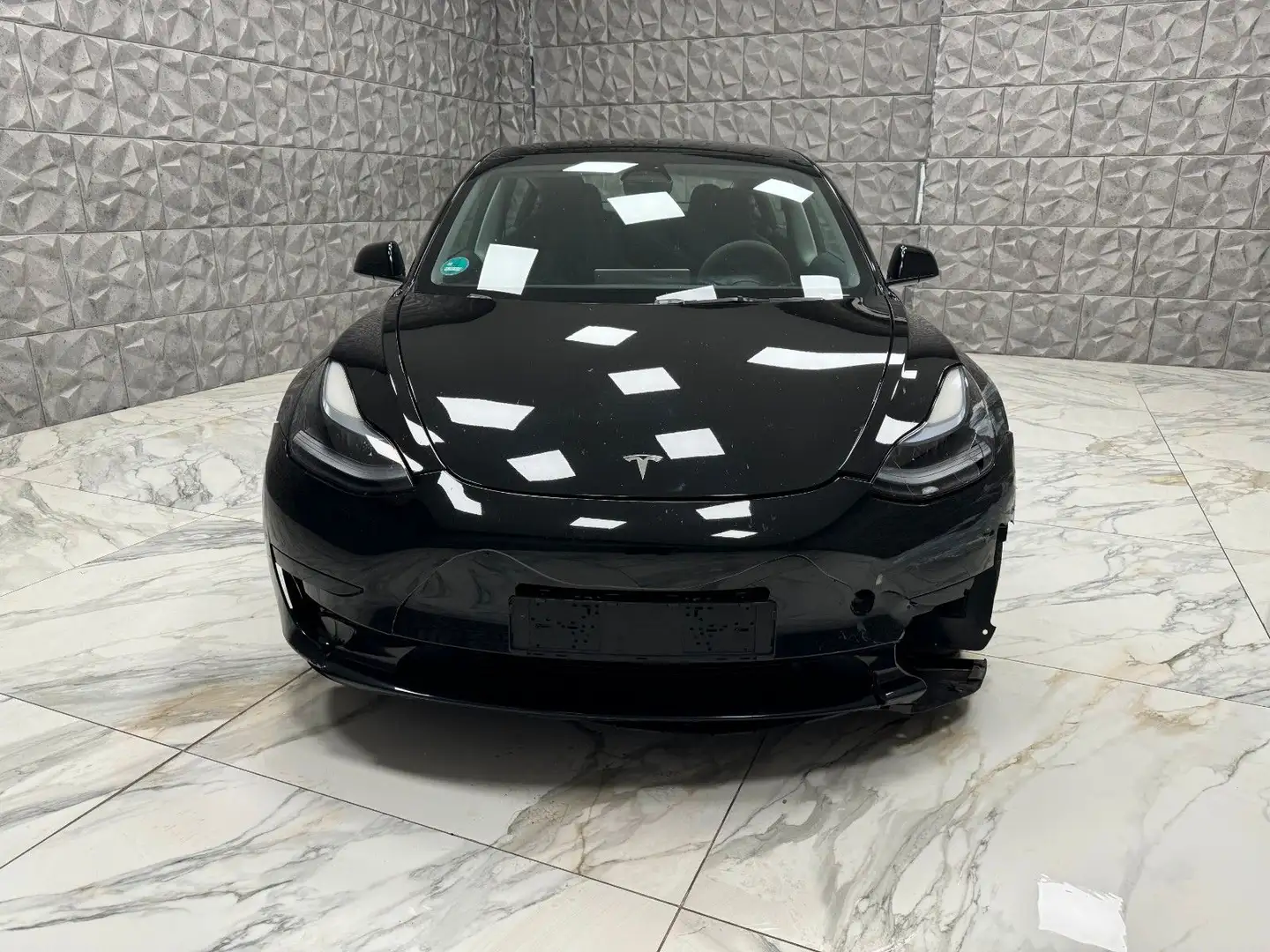 Tesla Model 3 Standard Range RWD Premium 62kWh Schwarz - 2