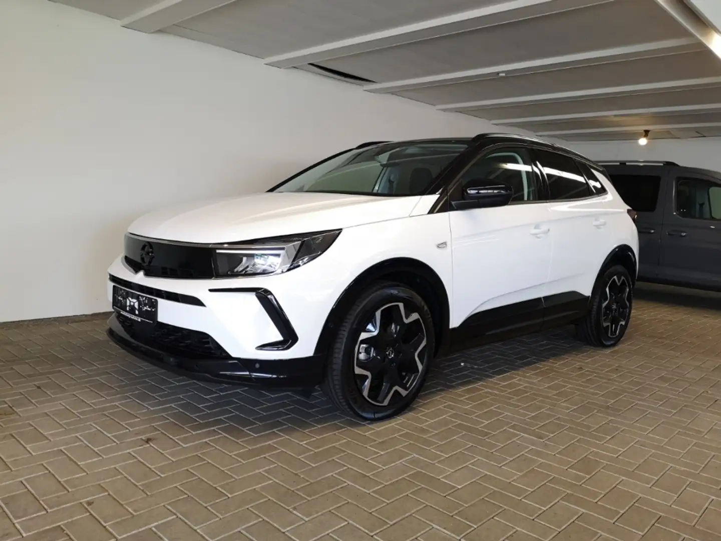 Opel Grandland GS Line + Navi PDCv+h LED SHZ RFK Temp Klimaauto. Weiß - 2