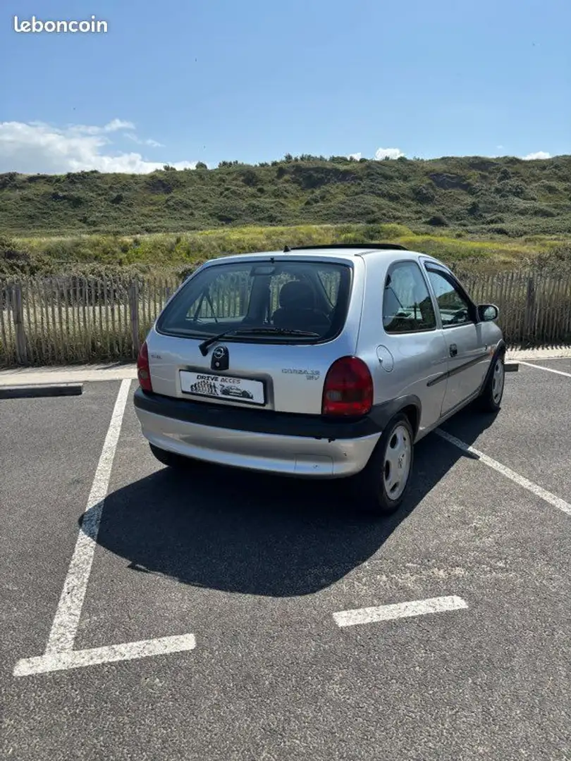 Opel Corsa 1.2 Grau - 2