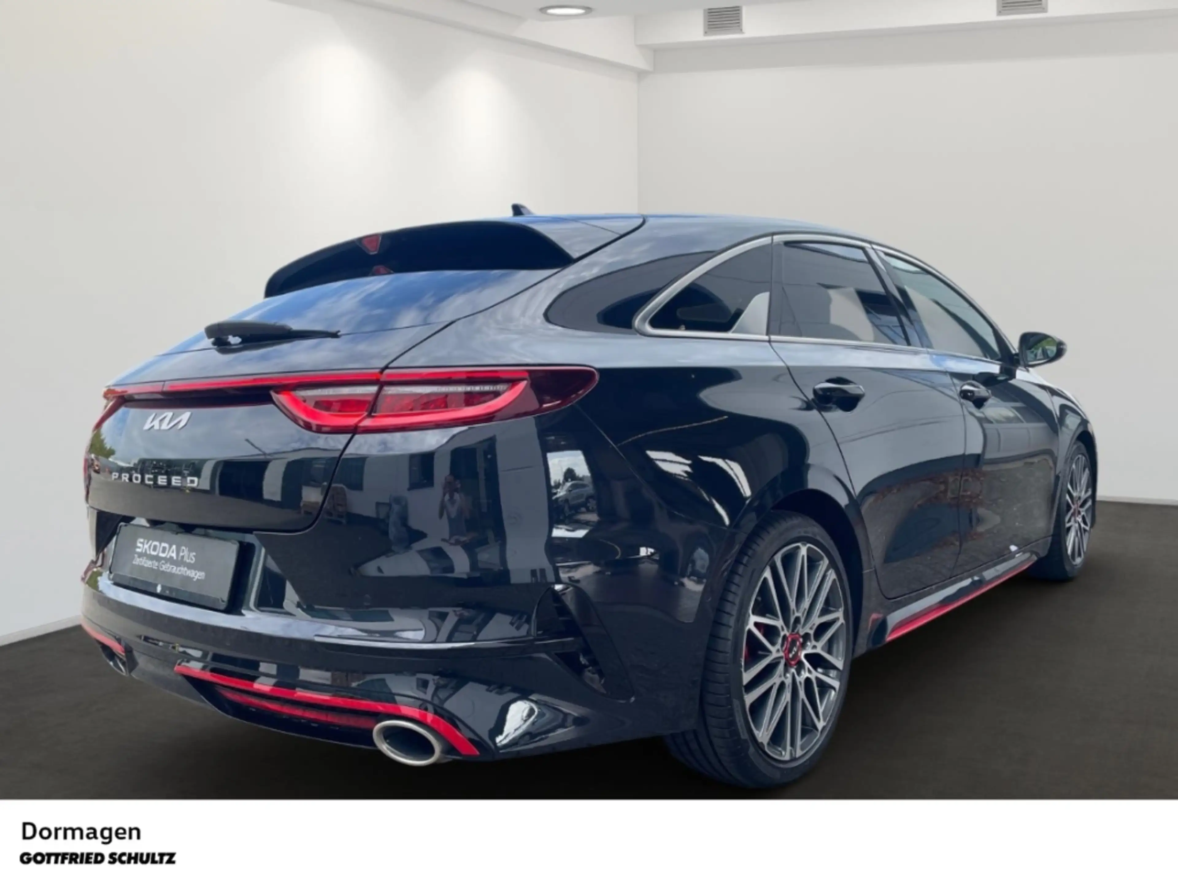 Kia ProCeed / pro_cee'd GT — photo 3