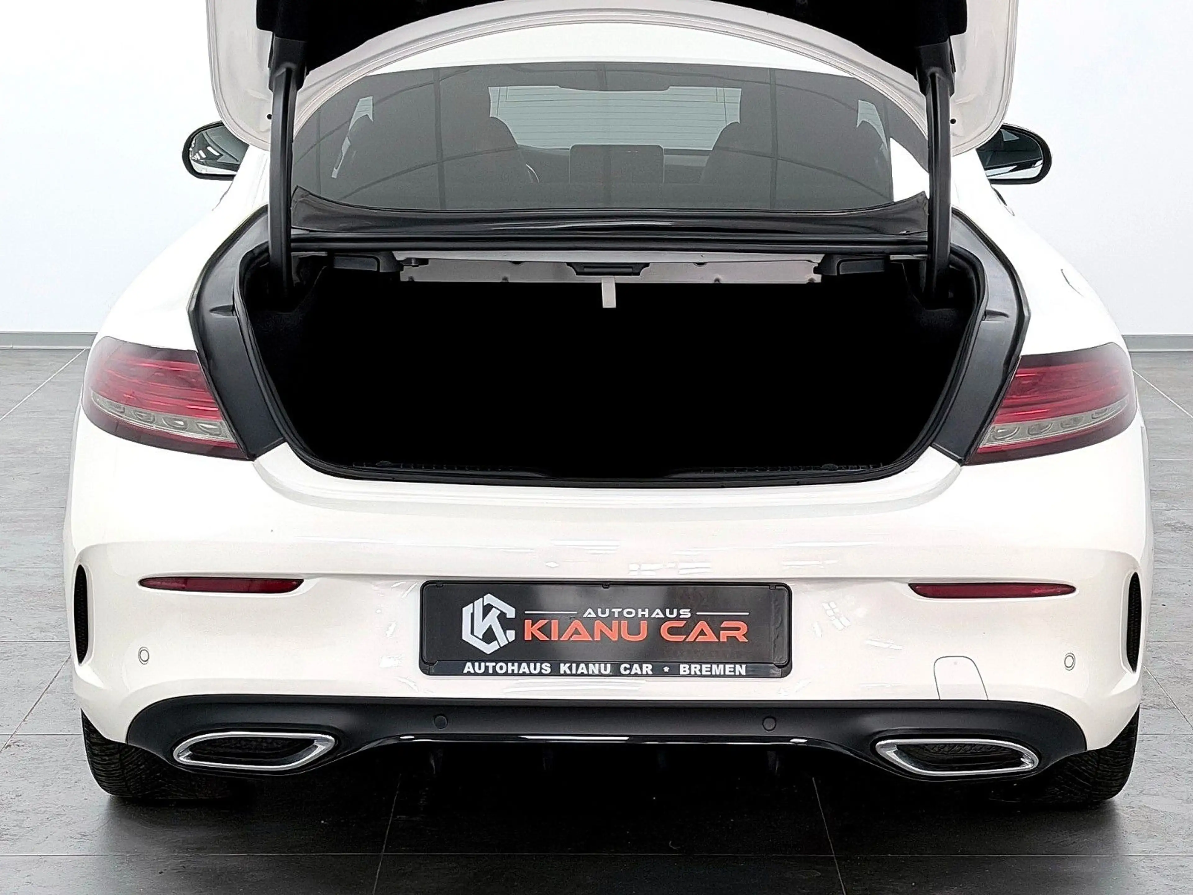 Mercedes-Benz C 250 C Coupe-AMG-NAVI-LED-SHZ-NIGHT-BURM — photo 7