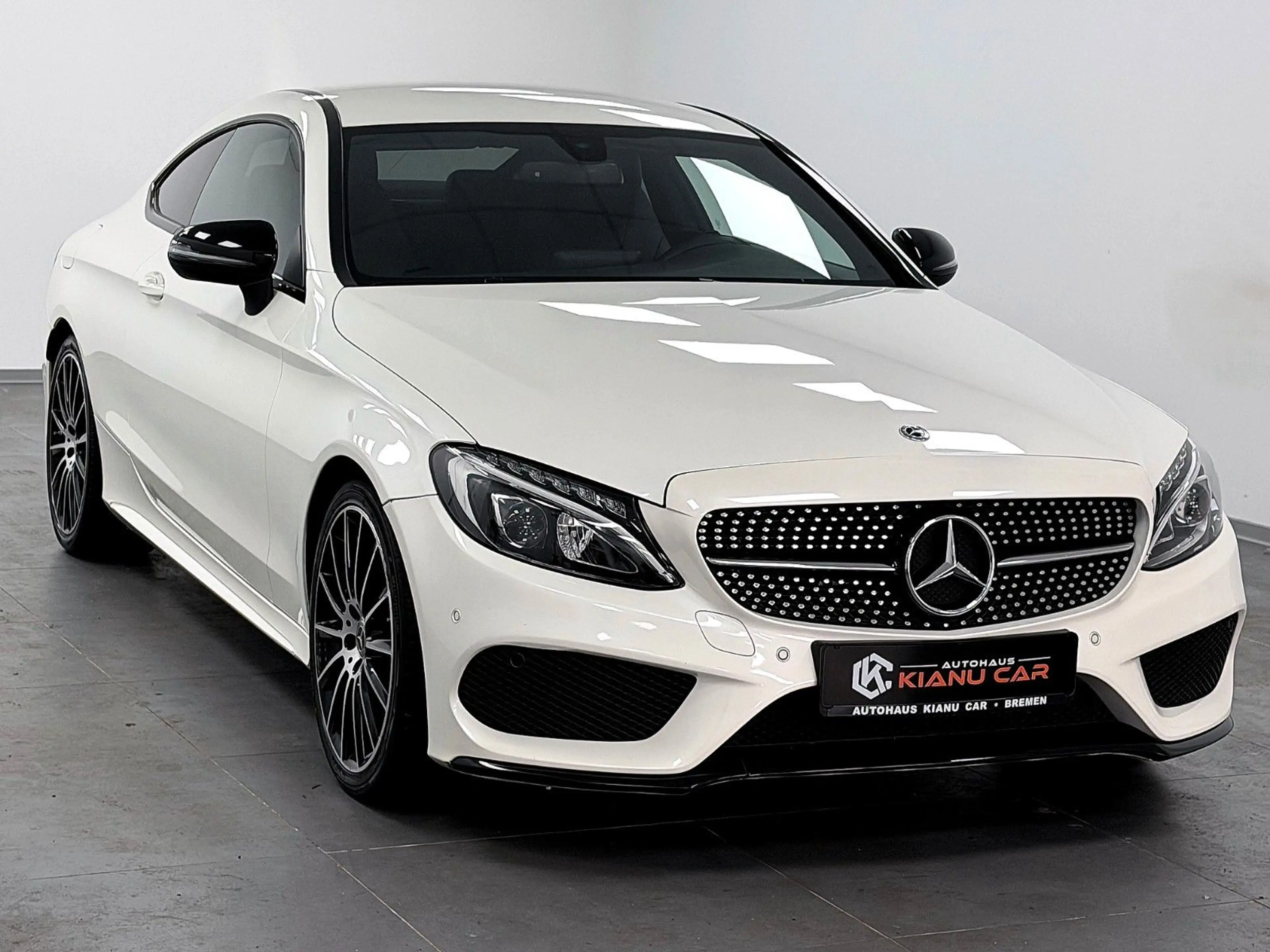 Mercedes-Benz C 250 C Coupe-AMG-NAVI-LED-SHZ-NIGHT-BURM — photo 3
