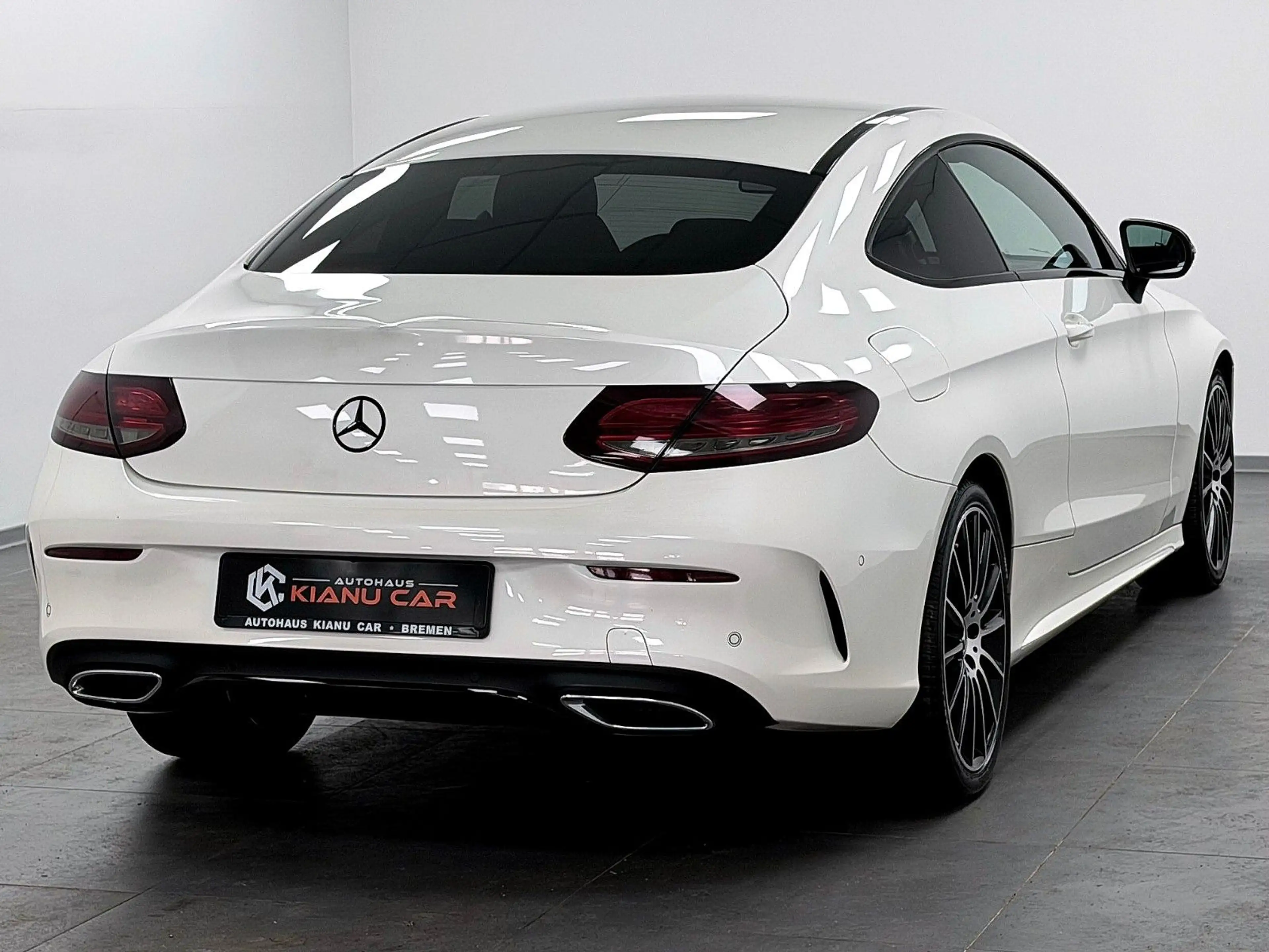 Mercedes-Benz C 250 C Coupe-AMG-NAVI-LED-SHZ-NIGHT-BURM — photo 6