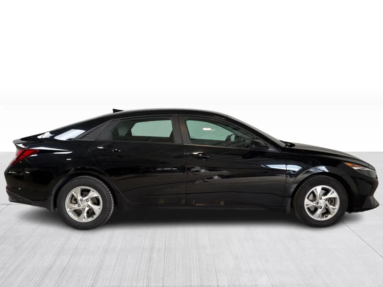 Hyundai ELANTRA снимка Hyundai ELANTRA