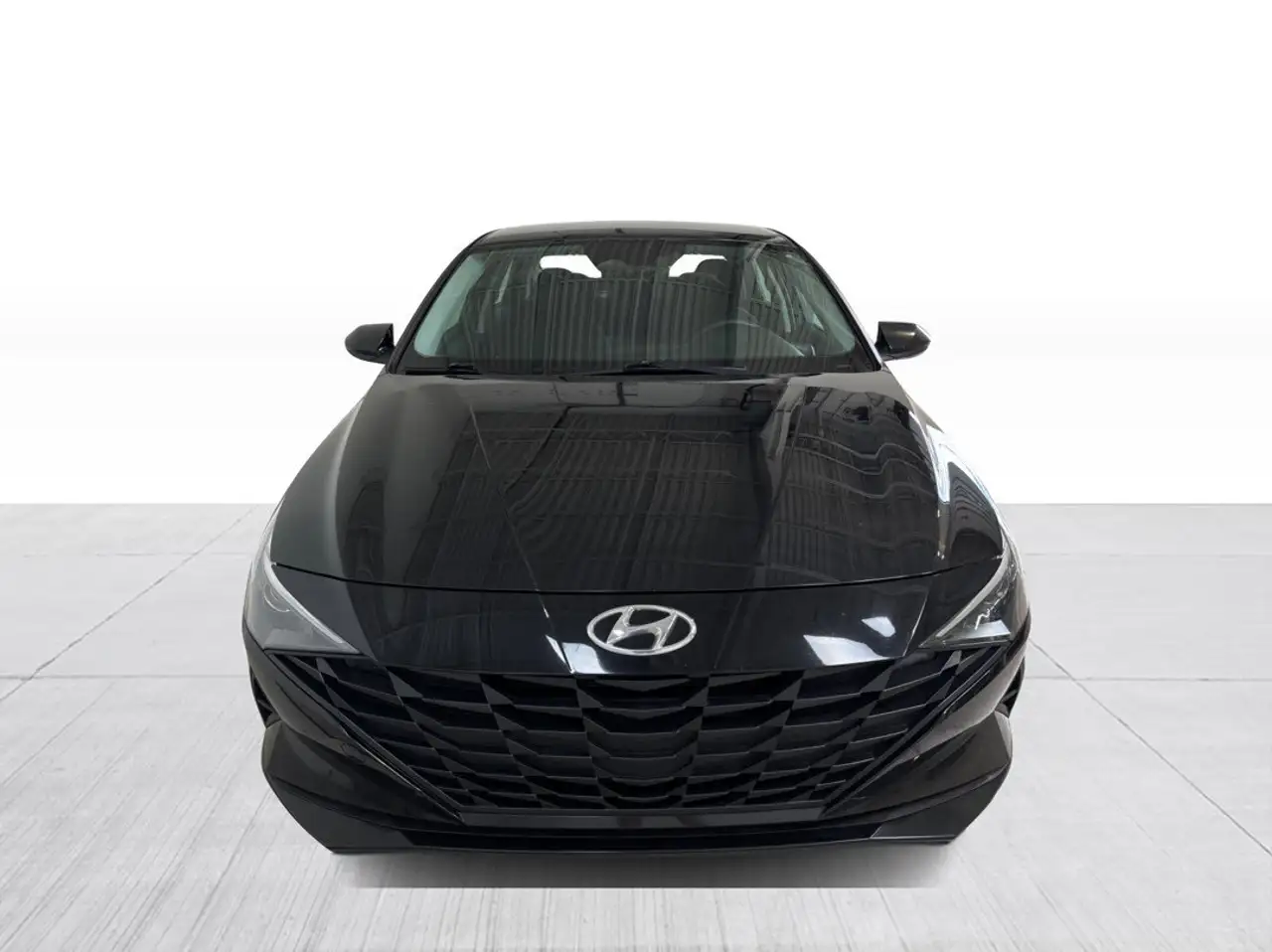Hyundai ELANTRA снимка Hyundai ELANTRA