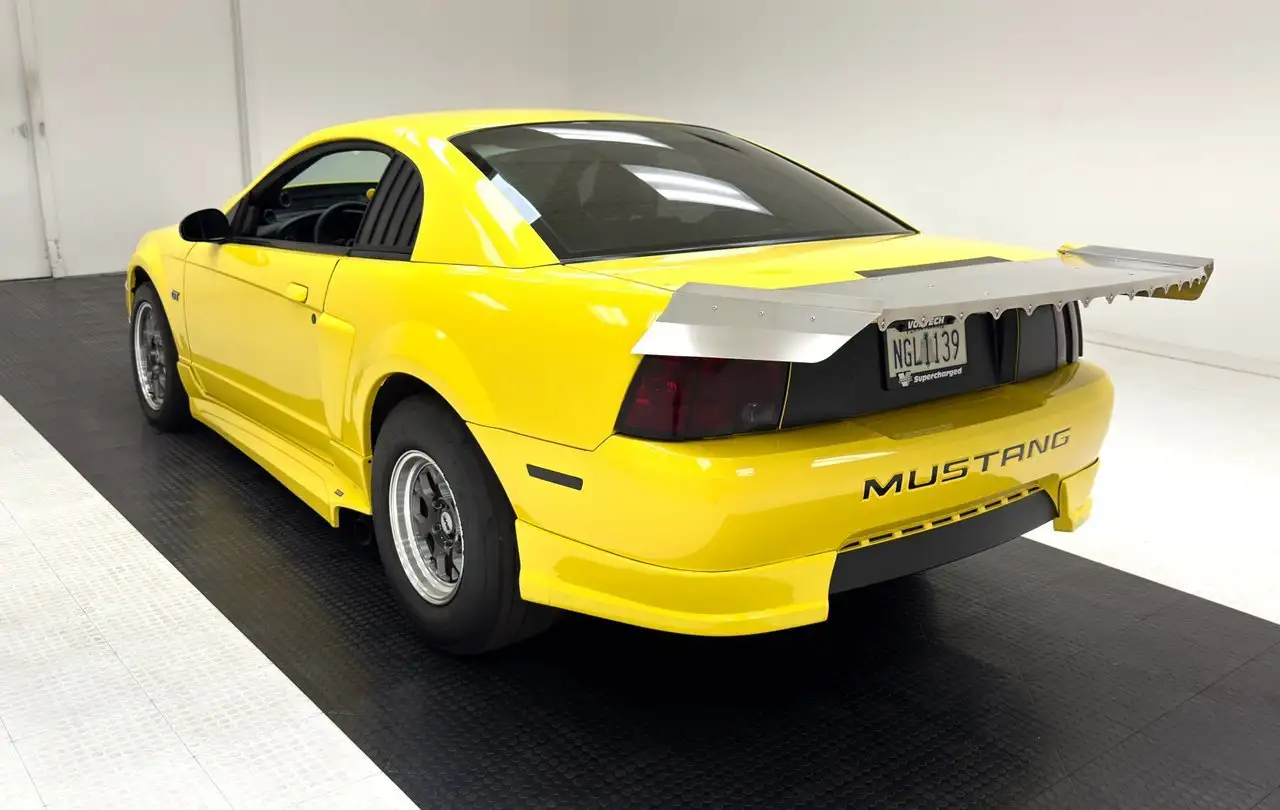 Ford Mustang GT Coupe, foto 3