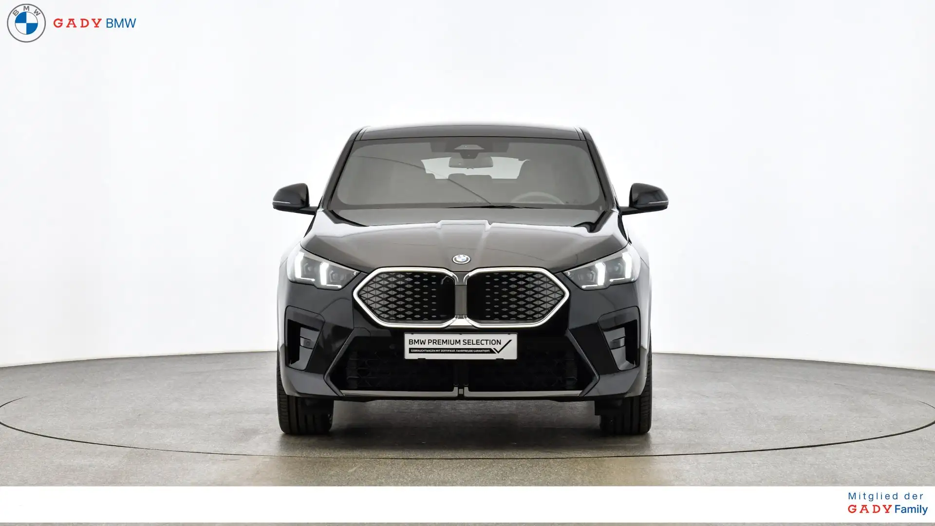BMW iX2 eDrive20 Noir - 2