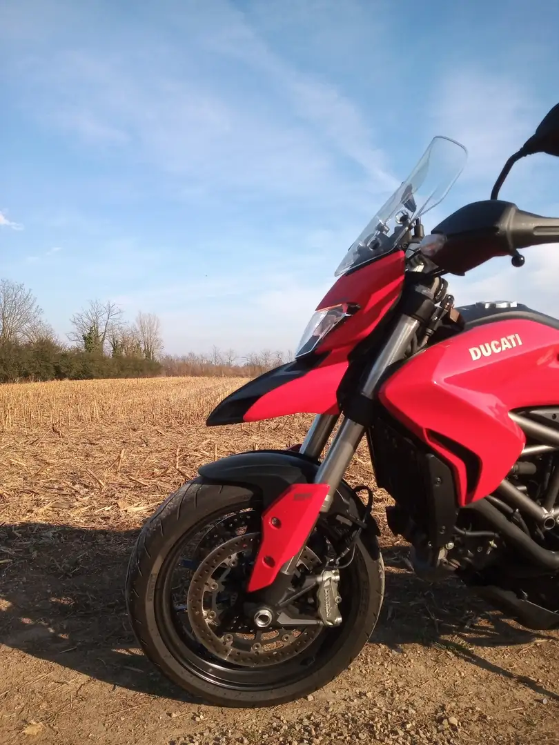 Ducati Hyperstrada Rood - 2