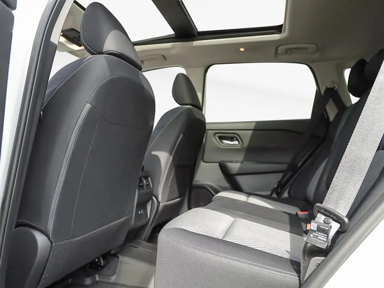 Nissan Rogue photo Nissan Rogue