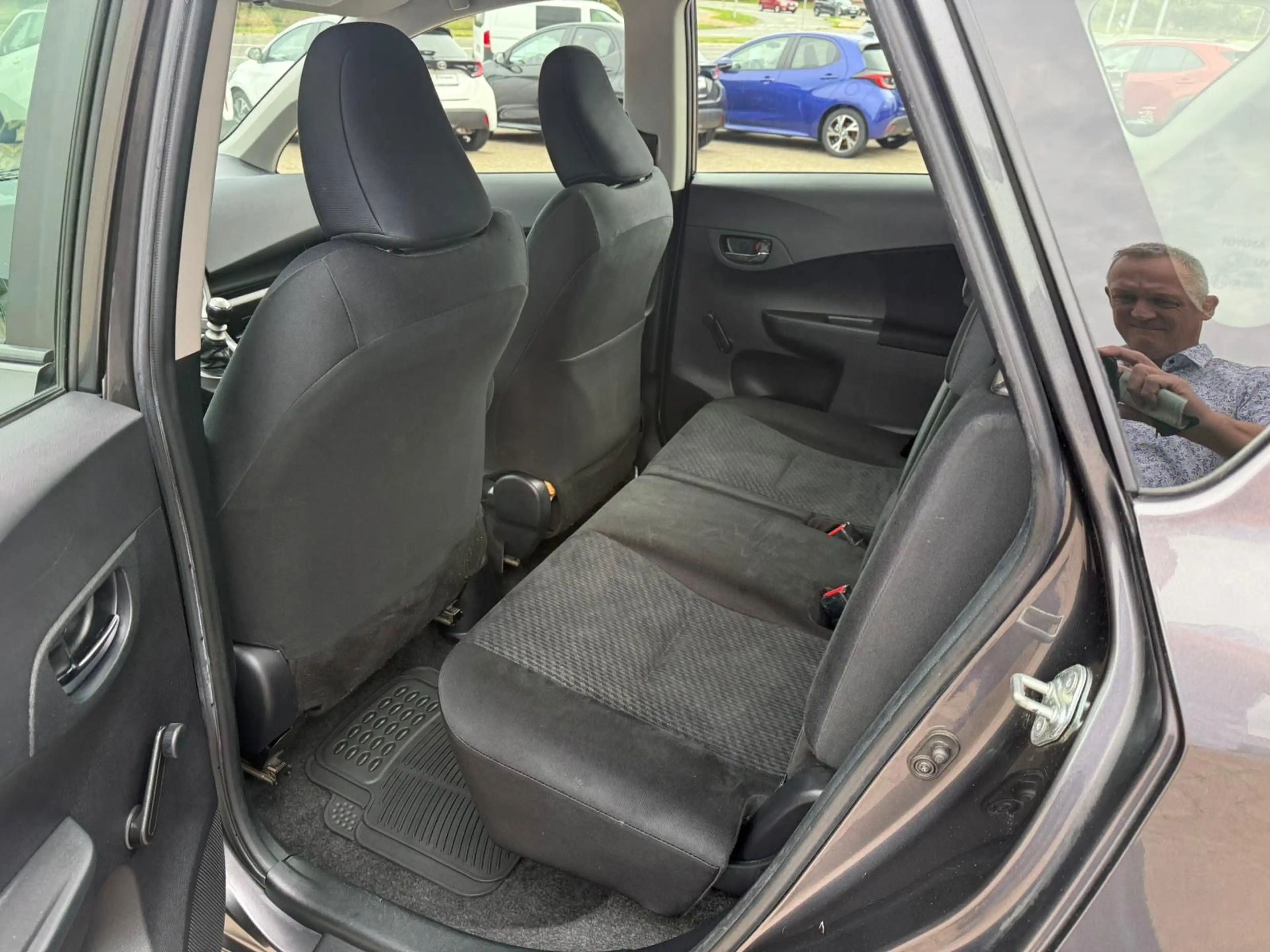 Toyota Verso-S Life **RÜCKFAHRKAMERA** — photo 9