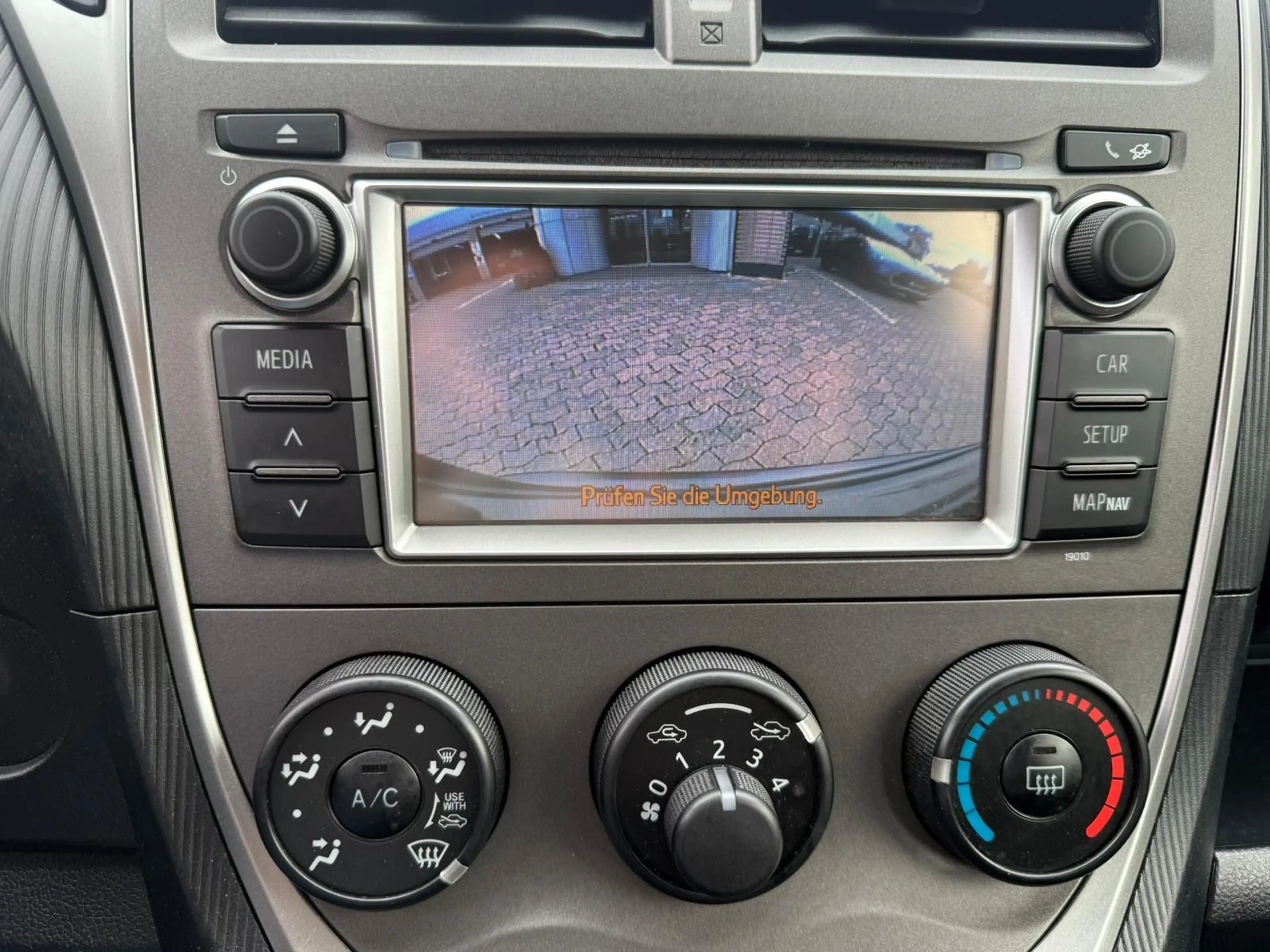 Toyota Verso-S Life **RÜCKFAHRKAMERA** — photo 13