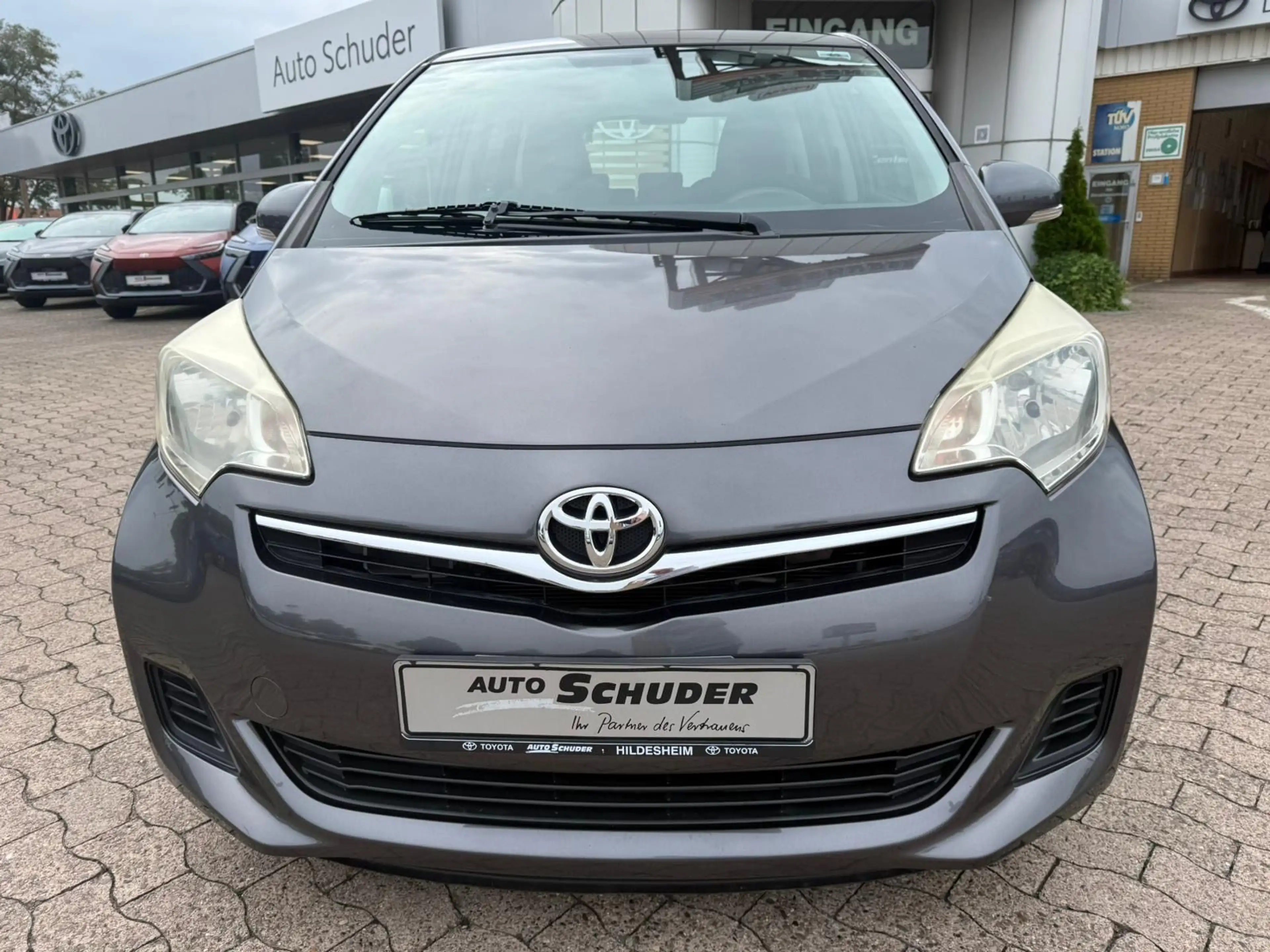 Toyota Verso-S Life **RÜCKFAHRKAMERA** — photo 3